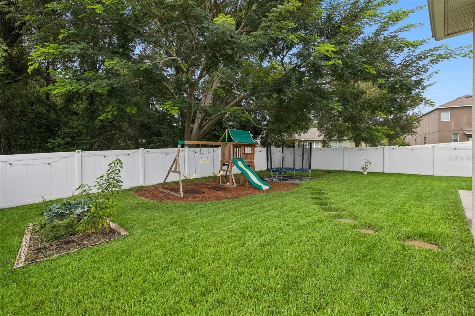 Single Family Residence at 2205 PICKFORD CIR, APOPKA, photo 27 of 33