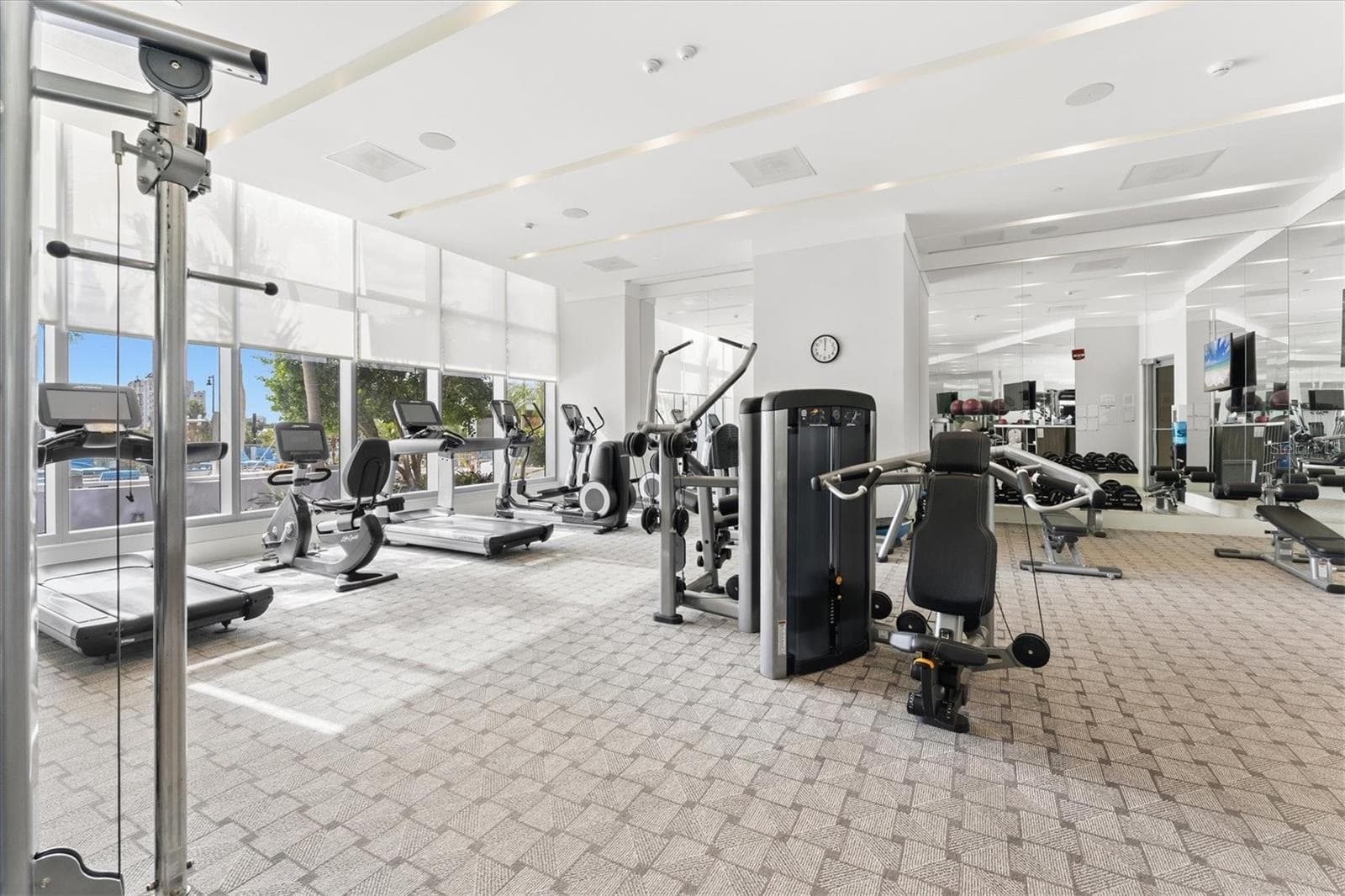 Work out whenever you get the urge - 1155 N GULFSTREAM AVE #807, SARASOTA