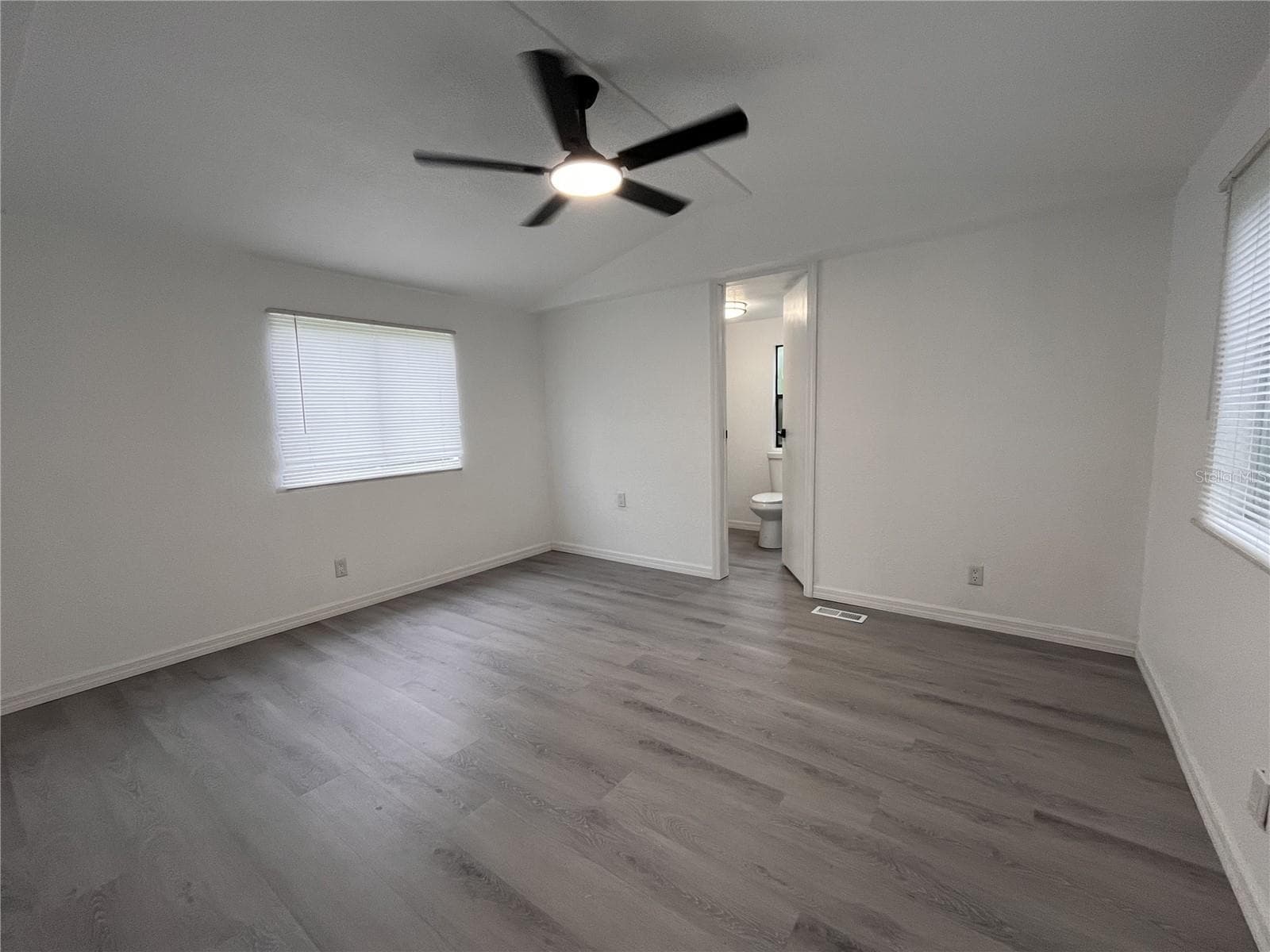 Single Family Residence at 9860 GOLDEN LOOP, NEW PORT RICHEY, photo 14 of 37