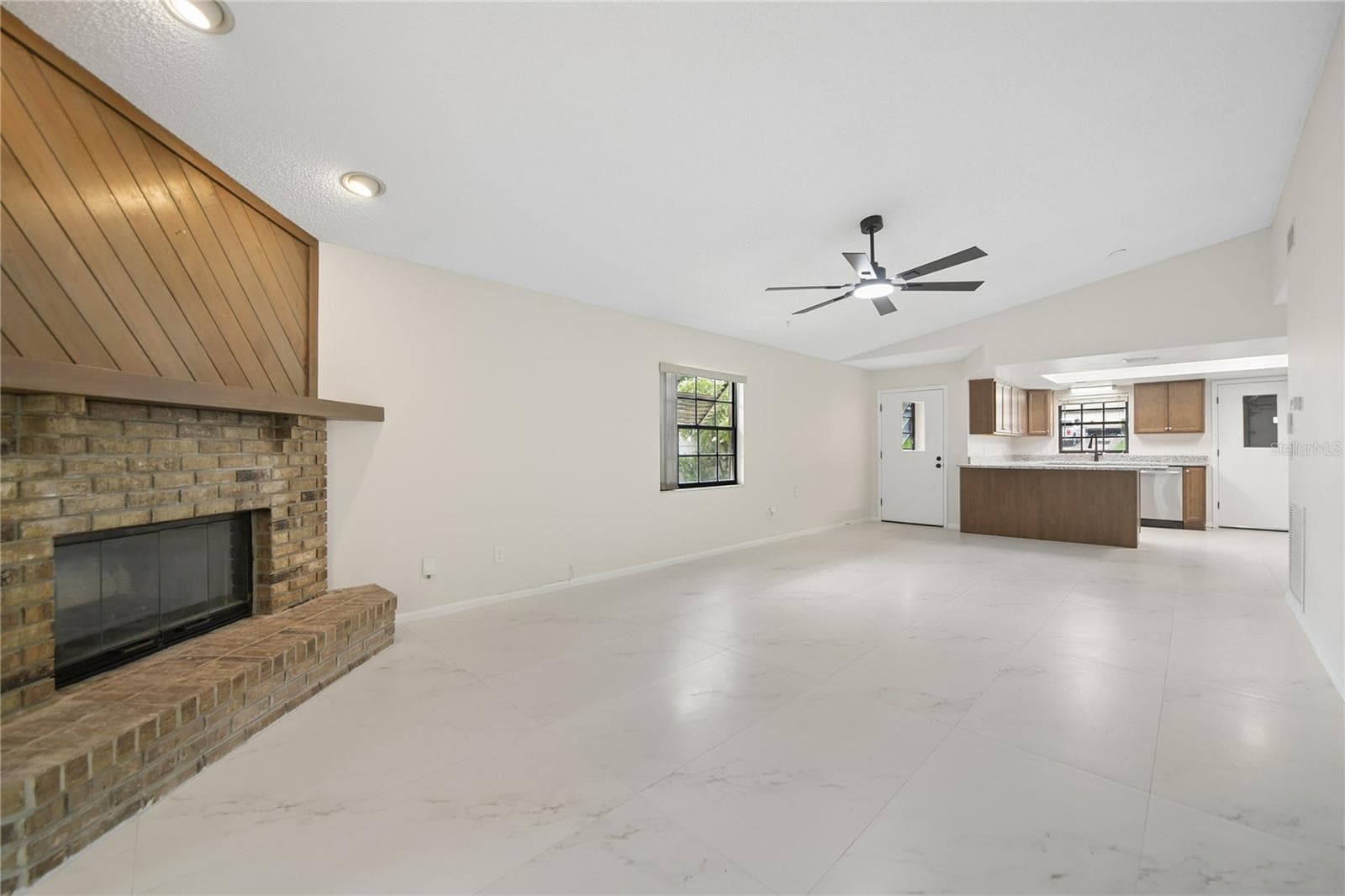 Single Family Residence at 104 QUAIL RIDGE CT, SANFORD, photo 11 of 34