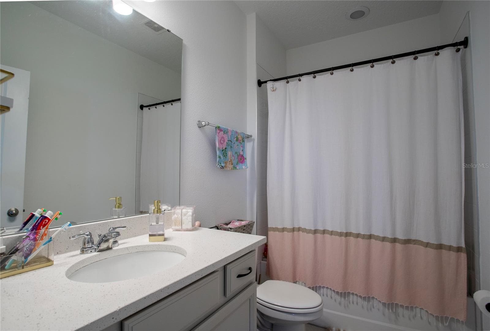 bathroom upstairs - 4724 CRAGMERE LOOP, CLERMONT