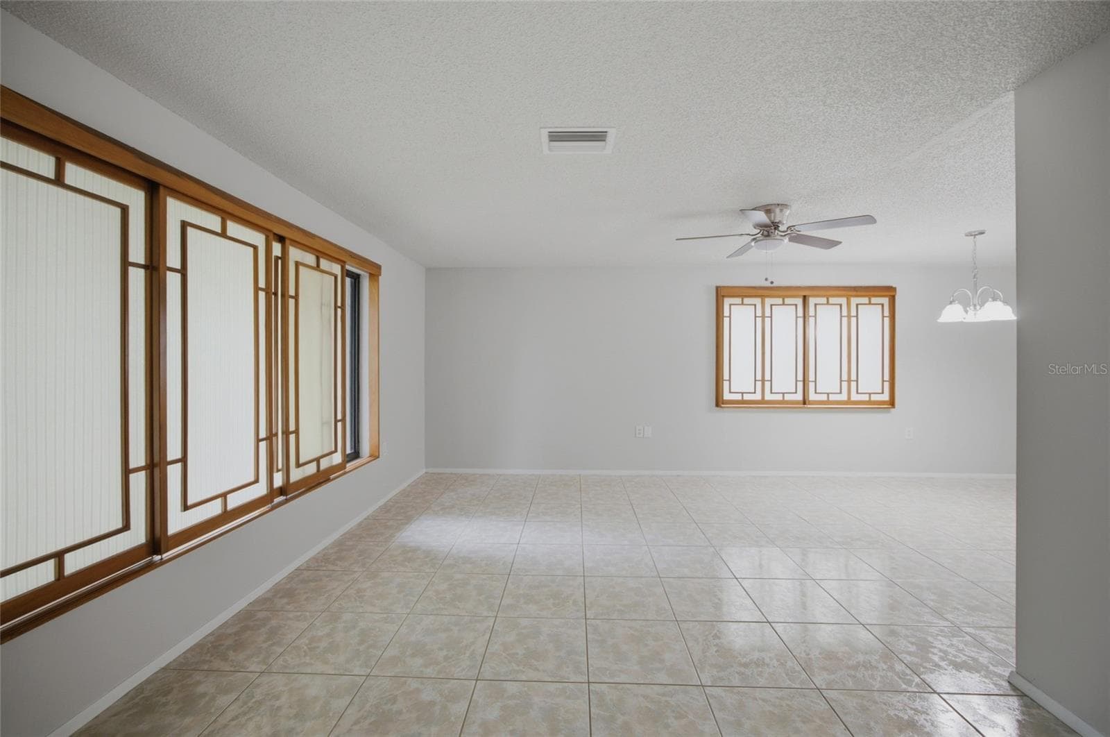 Single Family Residence at 7537 HUMBOLDT AVE, NEW PORT RICHEY, photo 6 of 37