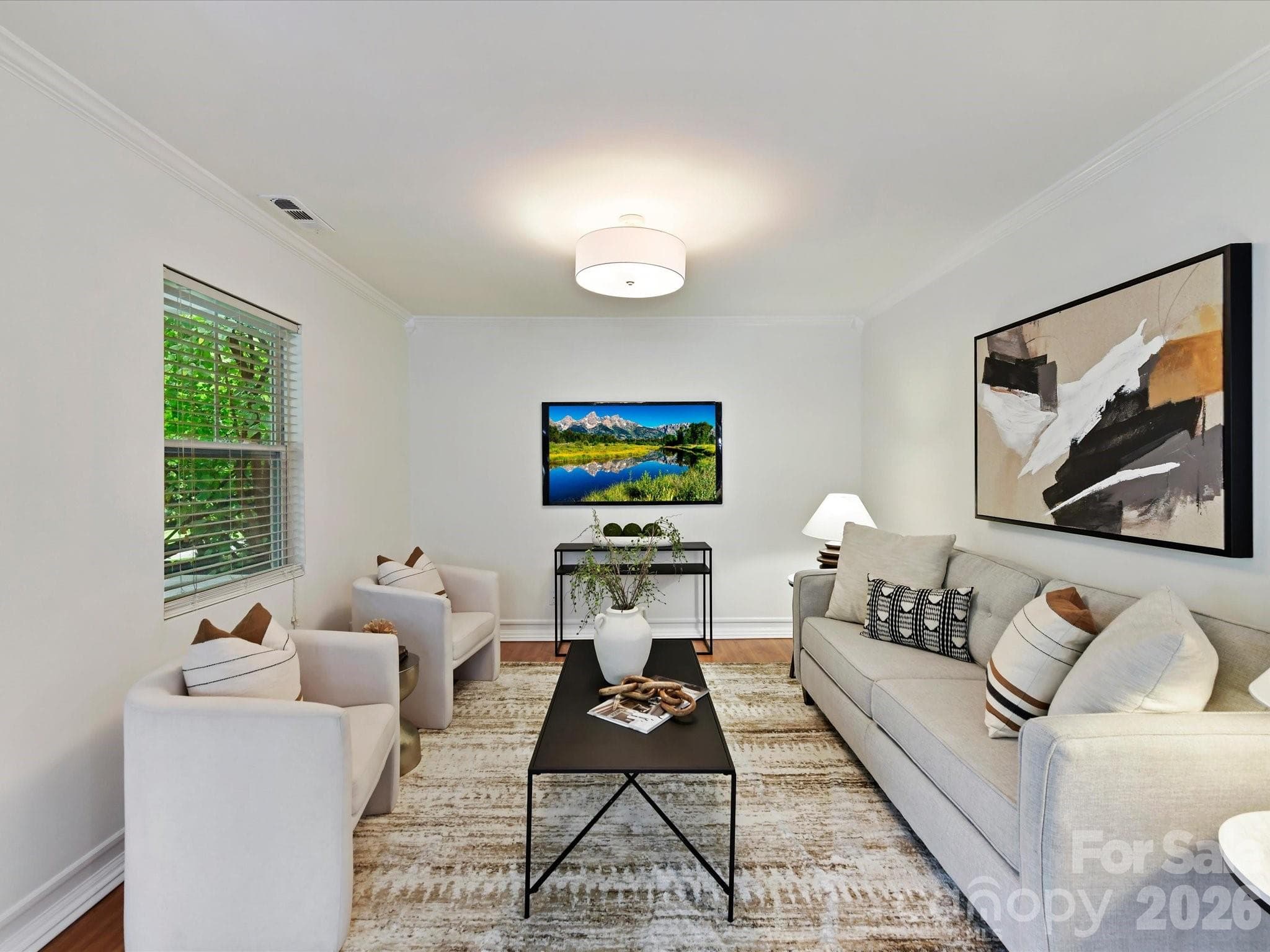 Single Family Residence at 2028 Hamorton Place, Charlotte, photo 9 of 33