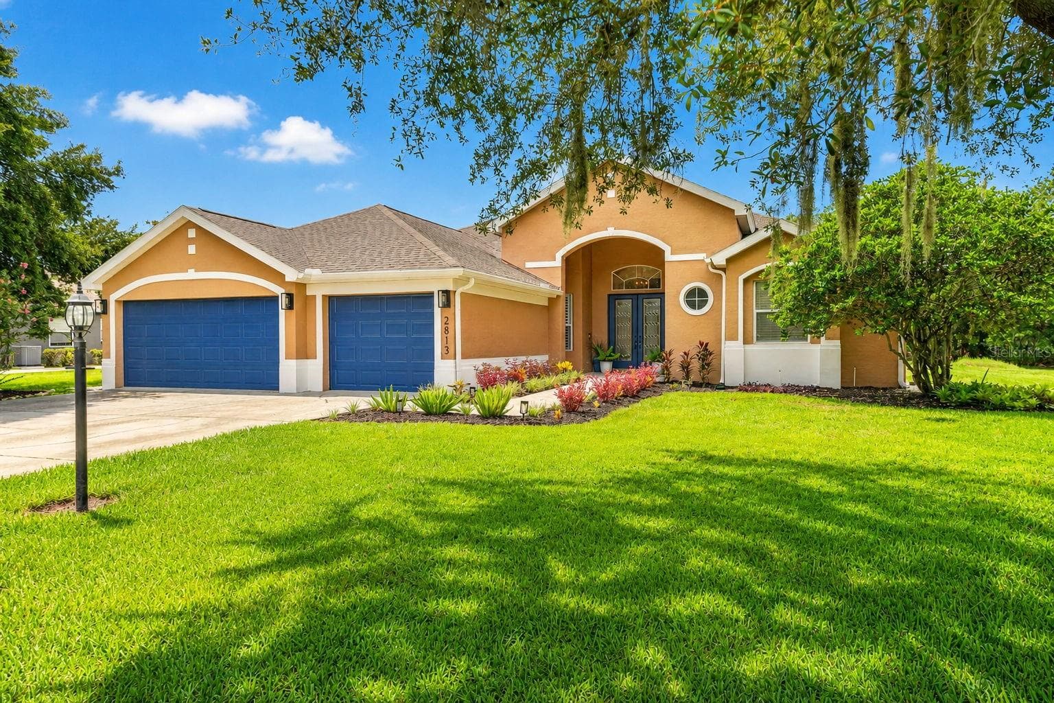 2813 HAMPTON PLACE CT
