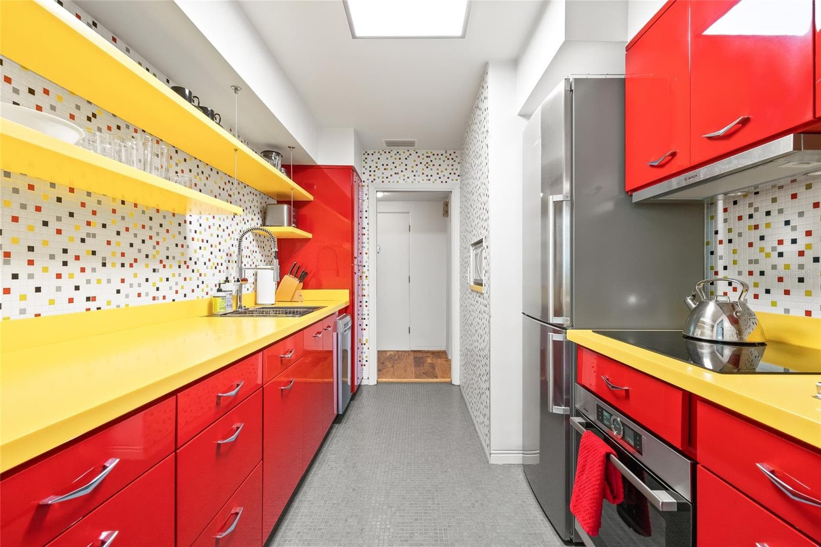 The kitchen has been fully updated with new cabinets, and new appliances and plumbing. - 1012 N SHORE DR NE #14, ST PETERSBURG