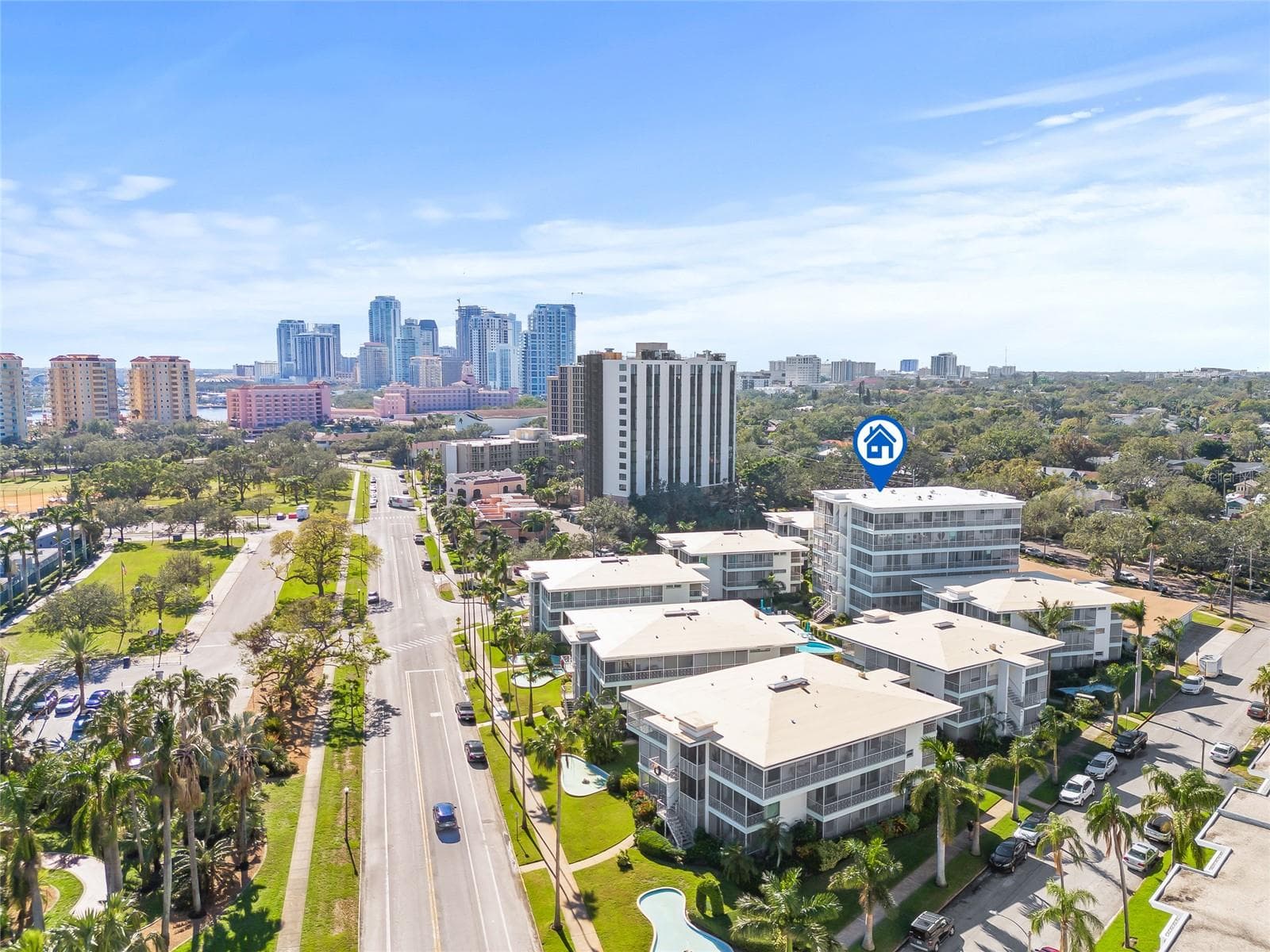 Condominium at 1012 N SHORE DR NE #14, ST PETERSBURG, photo 37 of 38