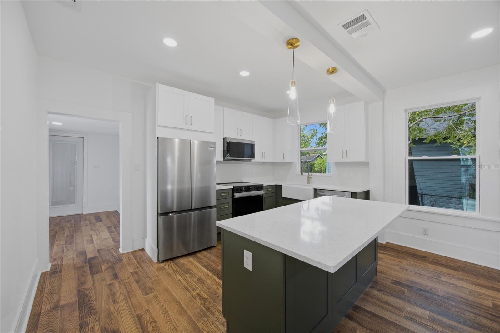 Single Family Residence at 815 E FRIERSON AVE, TAMPA, photo 13 of 42