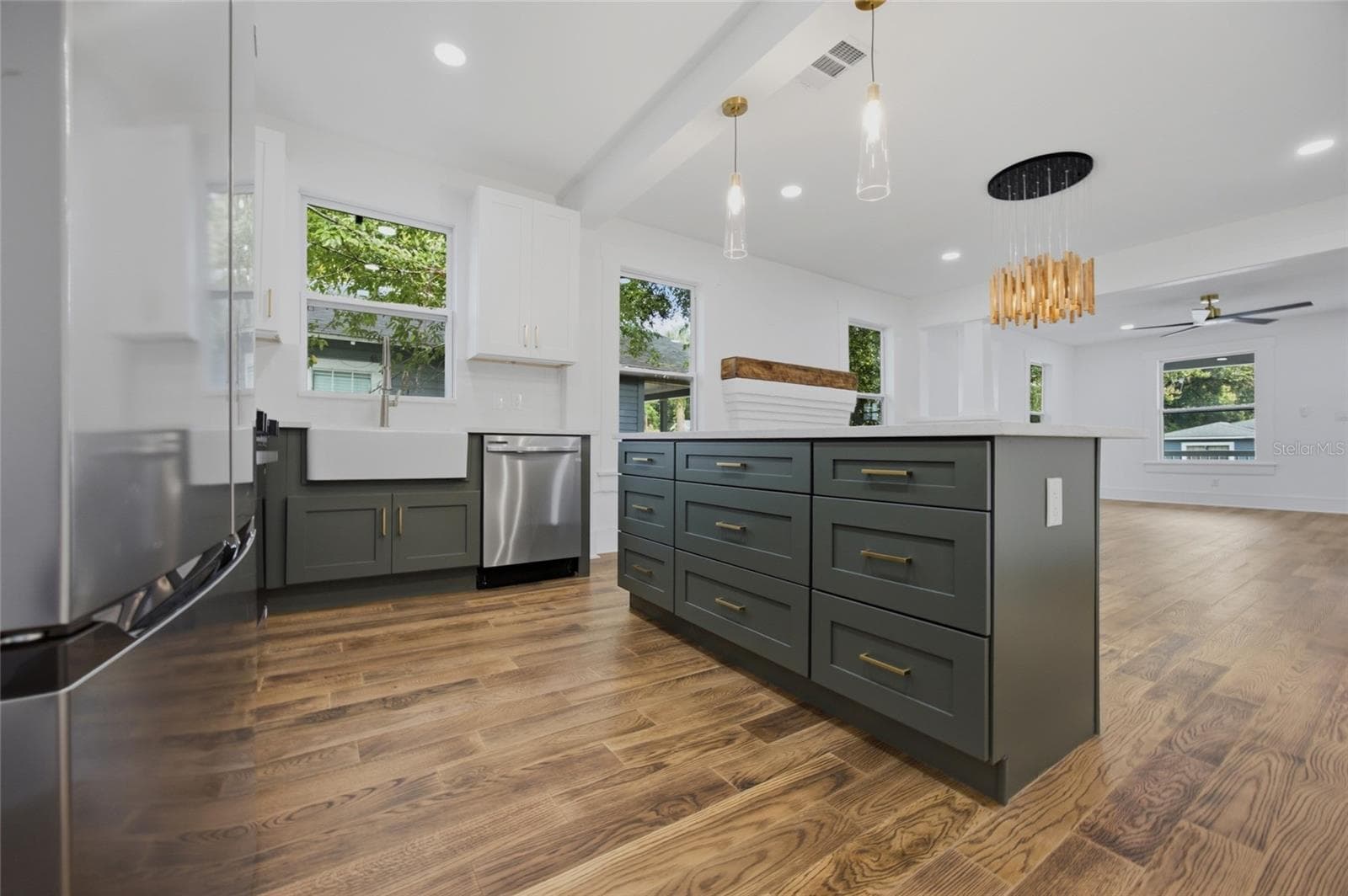Single Family Residence at 815 E FRIERSON AVE, TAMPA, photo 14 of 42