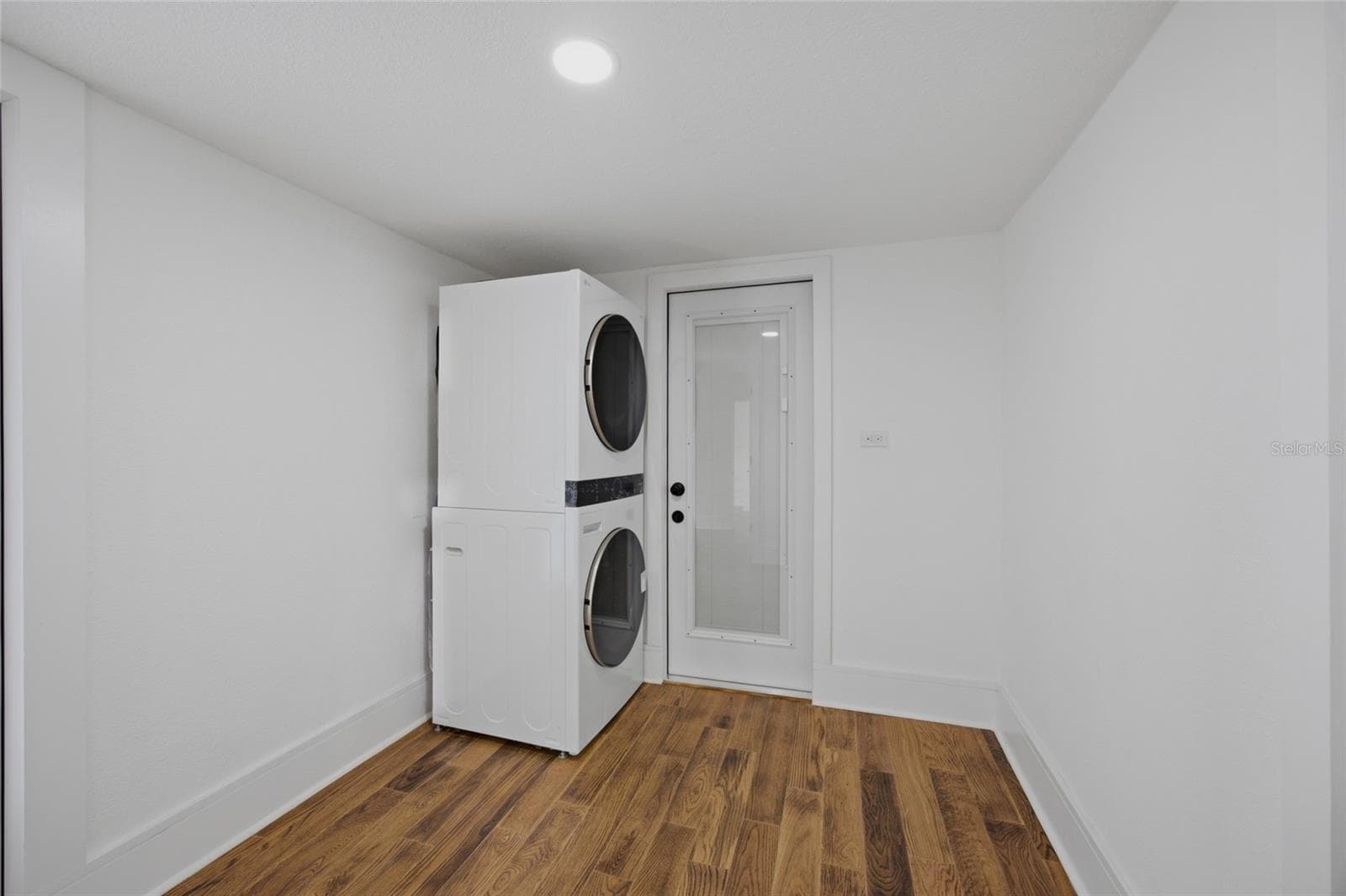 Single Family Residence at 815 E FRIERSON AVE, TAMPA, photo 28 of 42