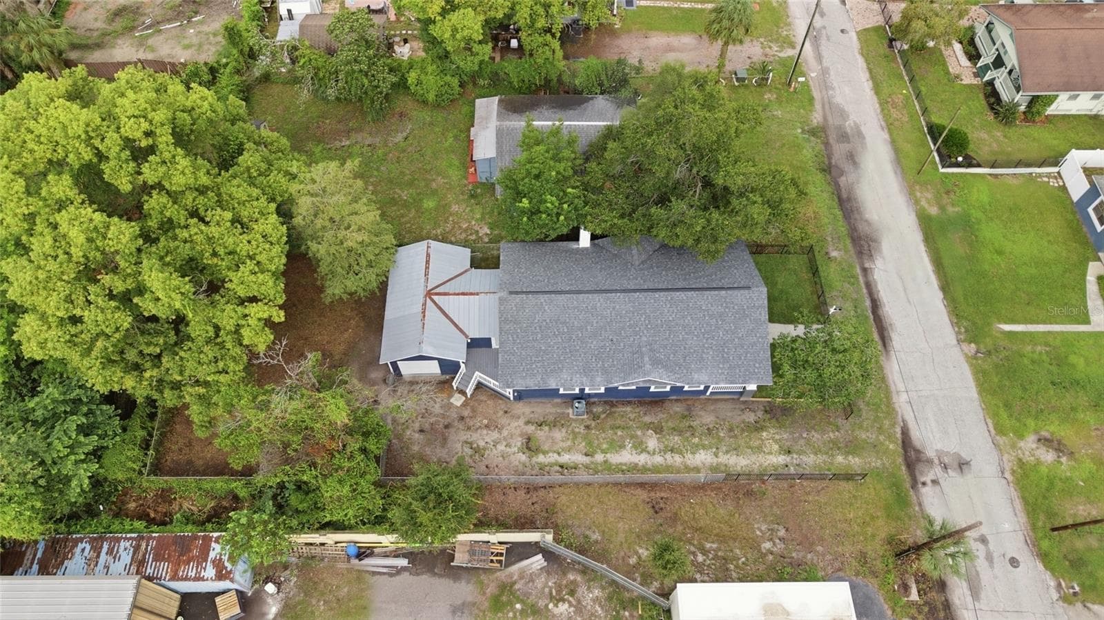 Single Family Residence at 815 E FRIERSON AVE, TAMPA, photo 37 of 42