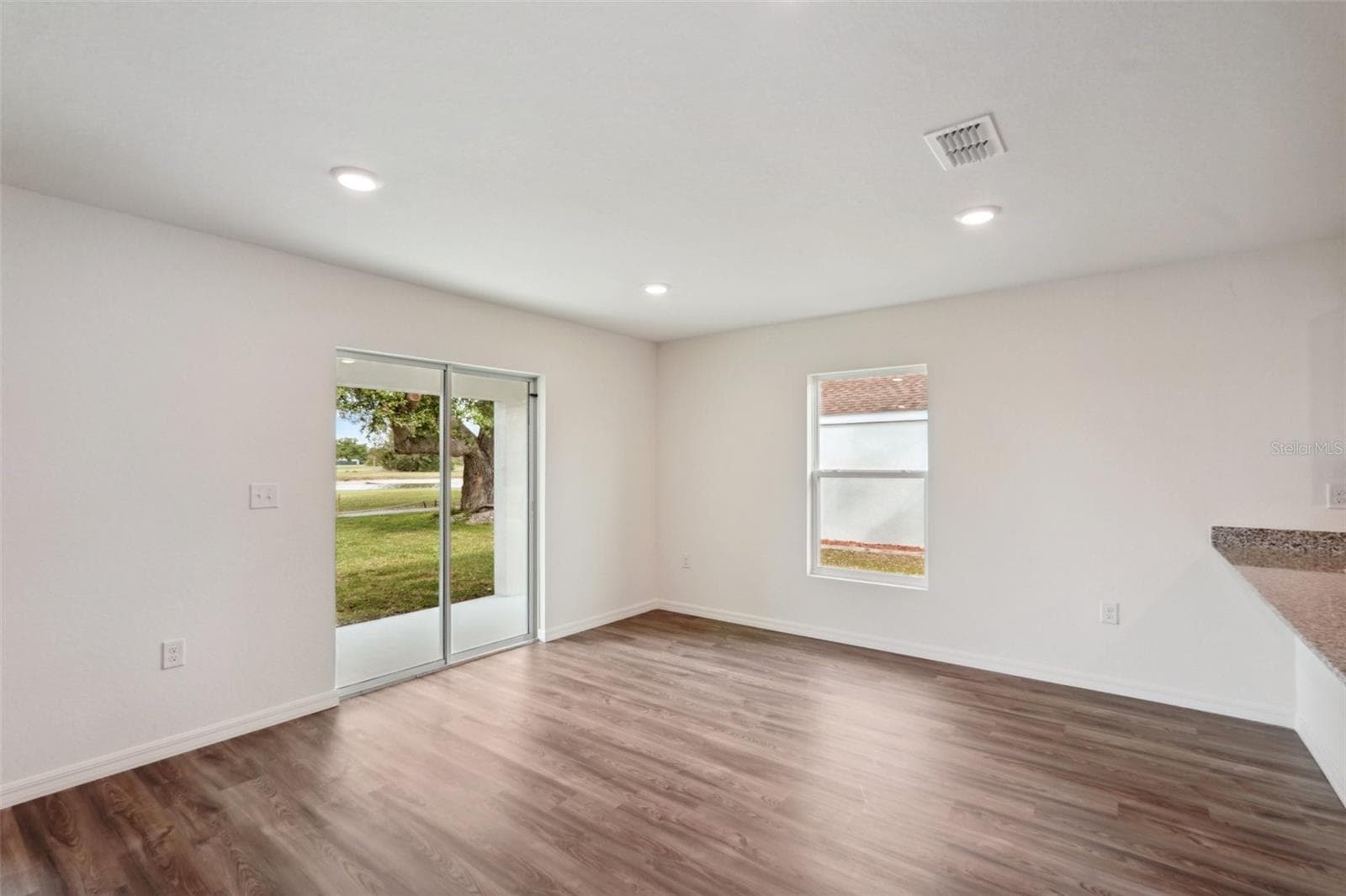 Single Family Residence at 15 EUGENIA CT N, HOMOSASSA, photo 12 of 37