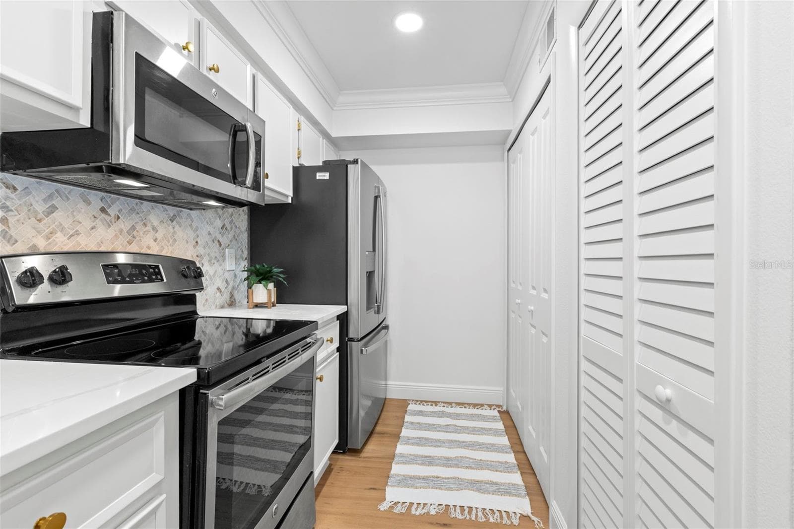 Condominium at 2981 BONAVENTURE CIR #202, PALM HARBOR, photo 11 of 25
