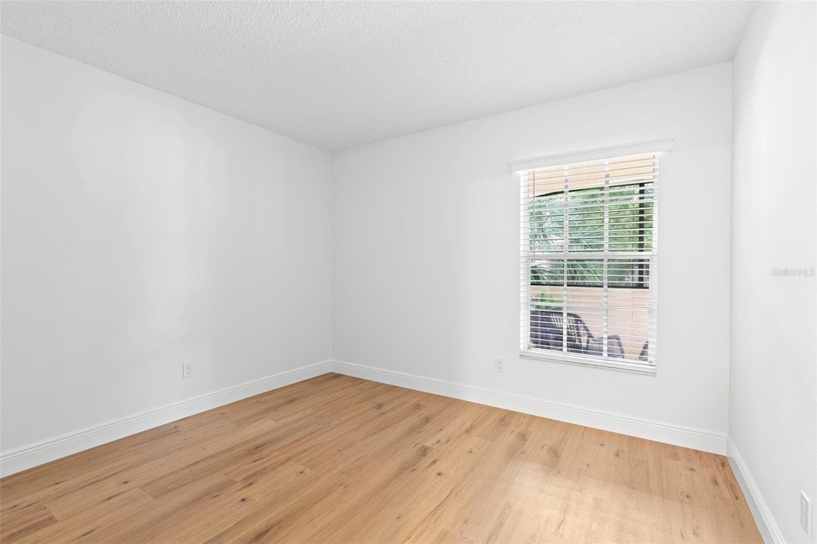 2nd bedroom - 2981 BONAVENTURE CIR #202, PALM HARBOR