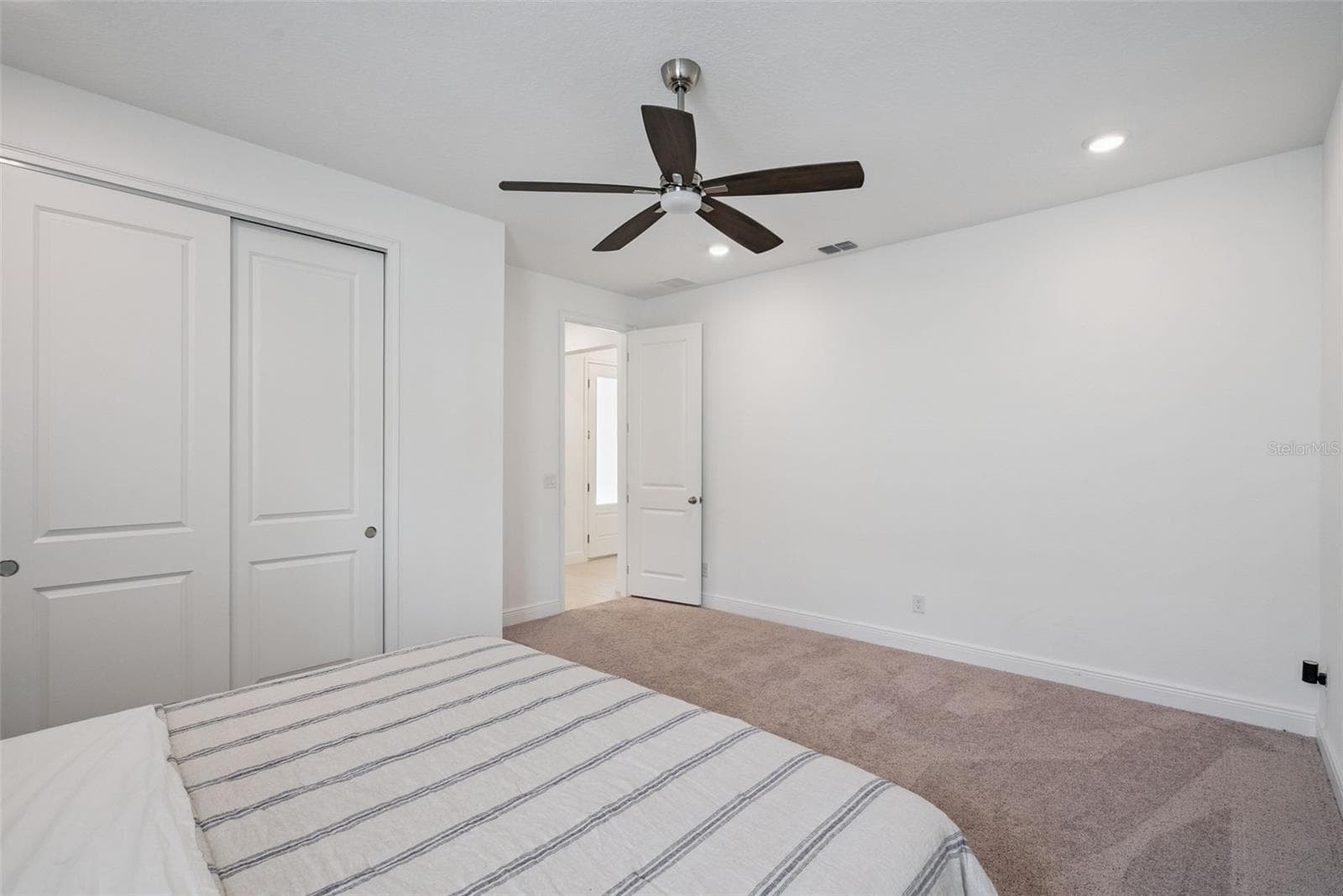 Single Family Residence at 1699 MEADOWLARK DR, DELTONA, photo 23 of 44