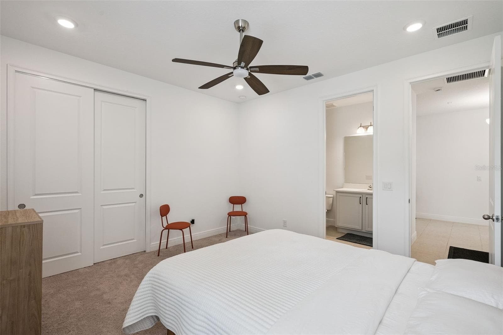 Single Family Residence at 1699 MEADOWLARK DR, DELTONA, photo 27 of 44