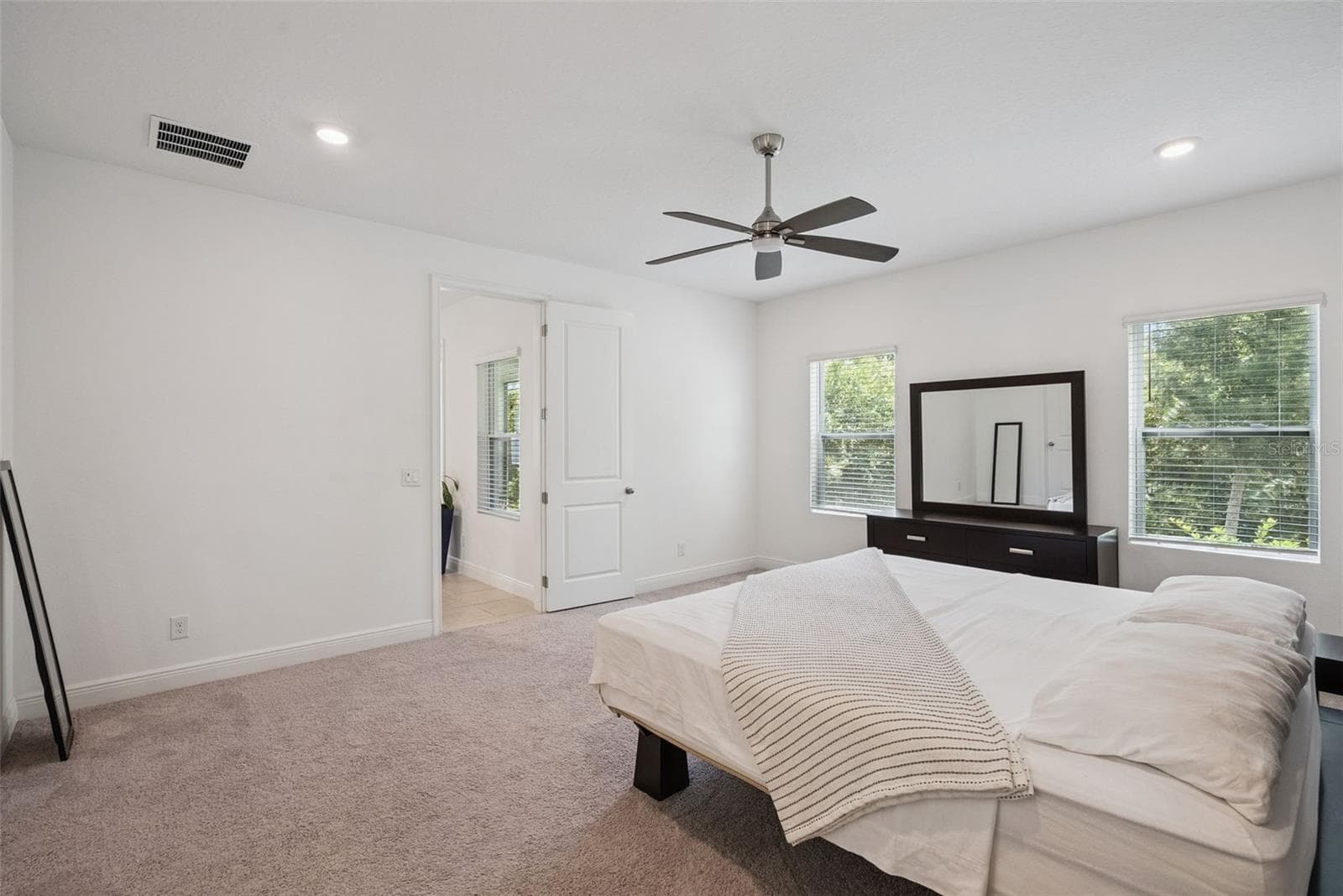 Single Family Residence at 1699 MEADOWLARK DR, DELTONA, photo 30 of 44