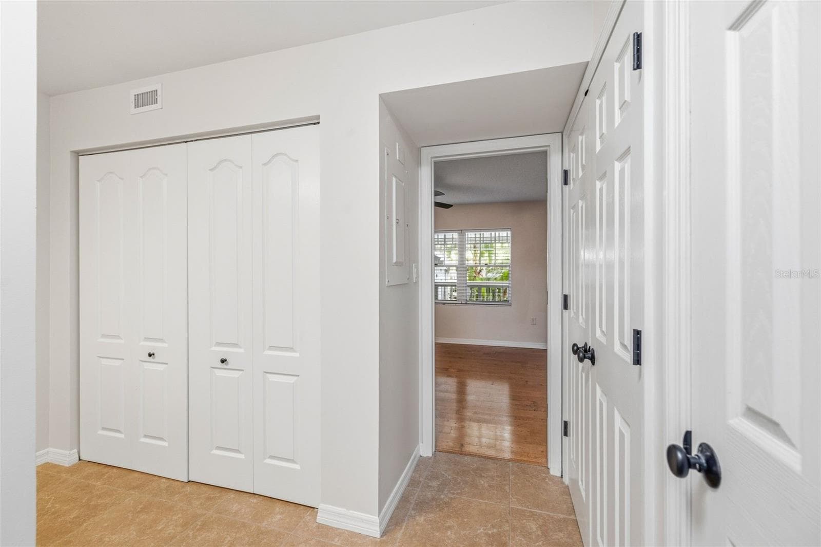 Condominium at 2533 DOLLY BAY DR #105, PALM HARBOR, photo 25 of 36