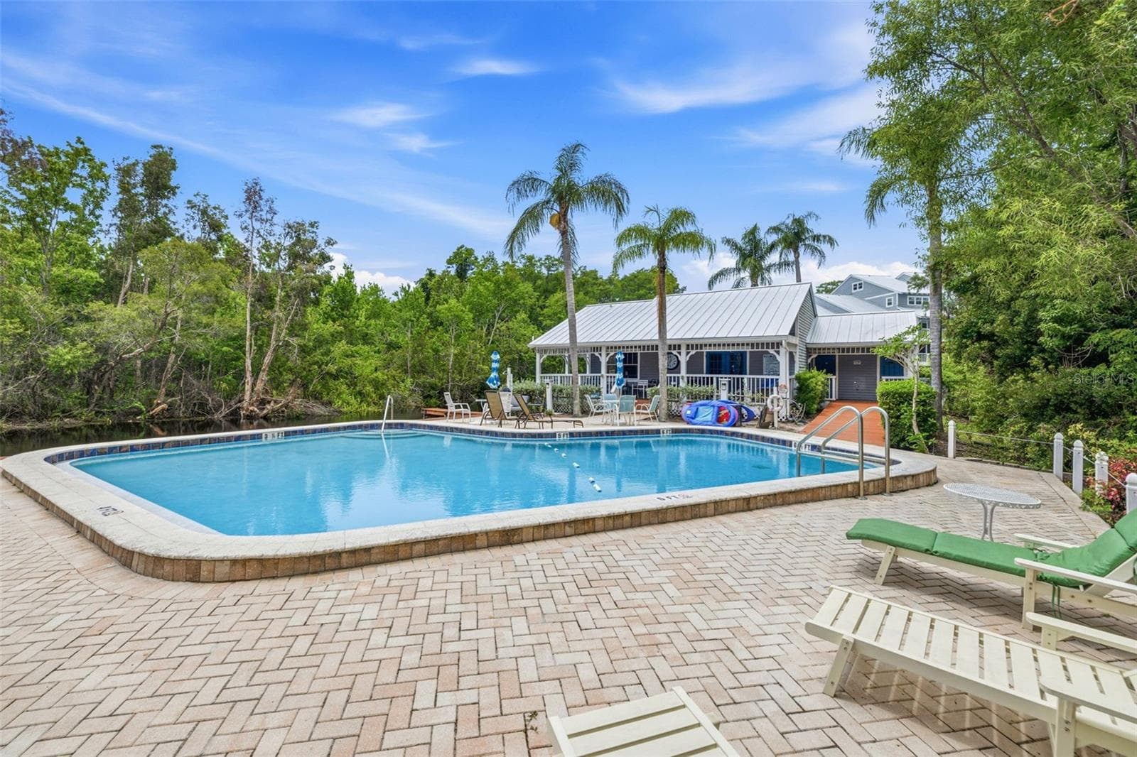 Condominium at 2533 DOLLY BAY DR #105, PALM HARBOR, photo 29 of 36