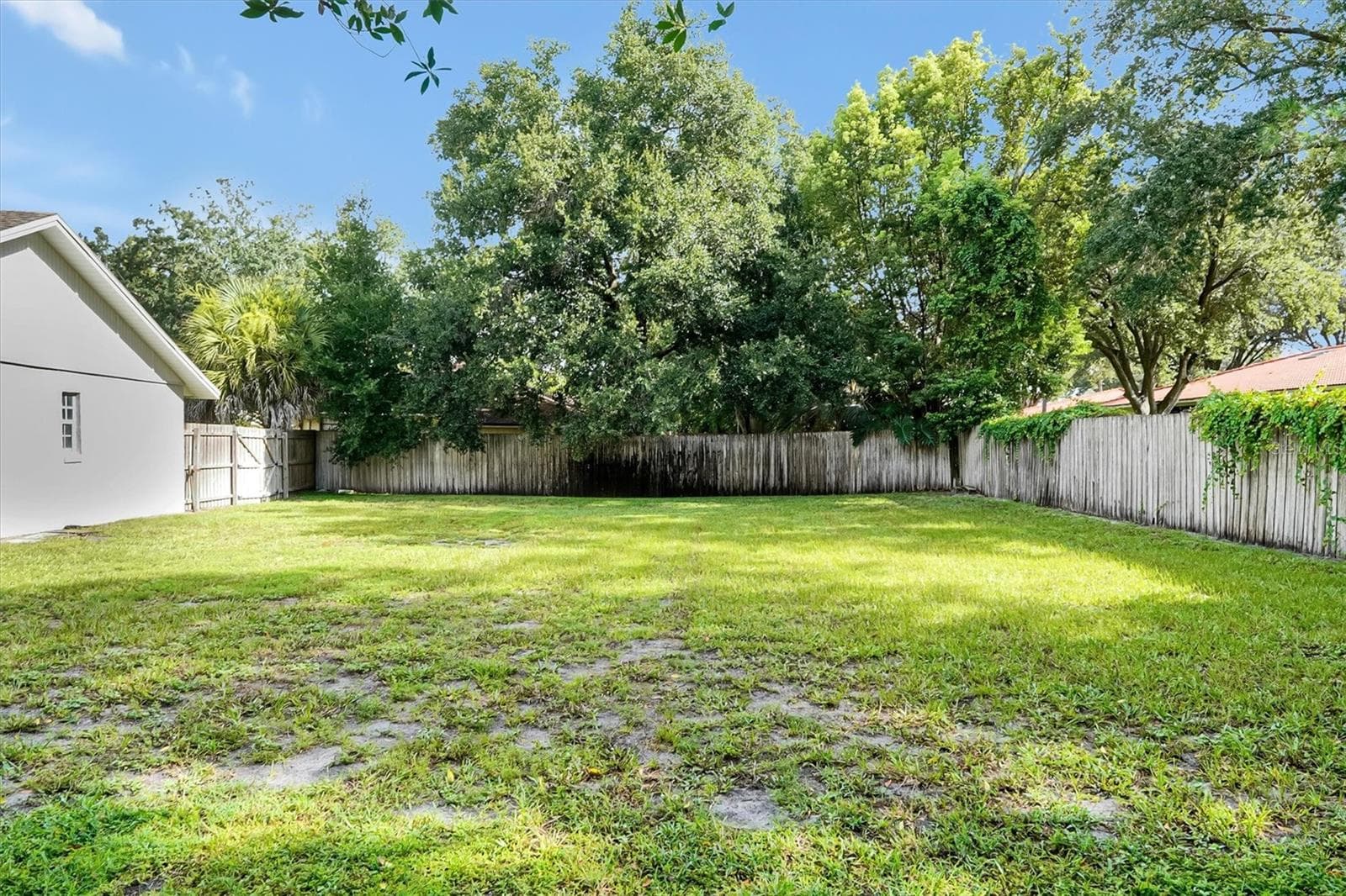 1/3 acre backyard - 8405 WAIALAE CT, ORLANDO