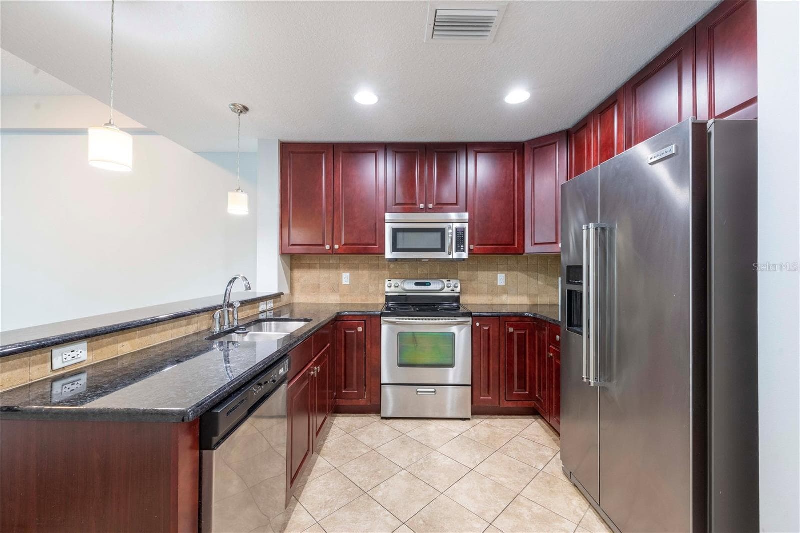 Condominium at 101 S EOLA DR #614, ORLANDO, photo 8 of 45