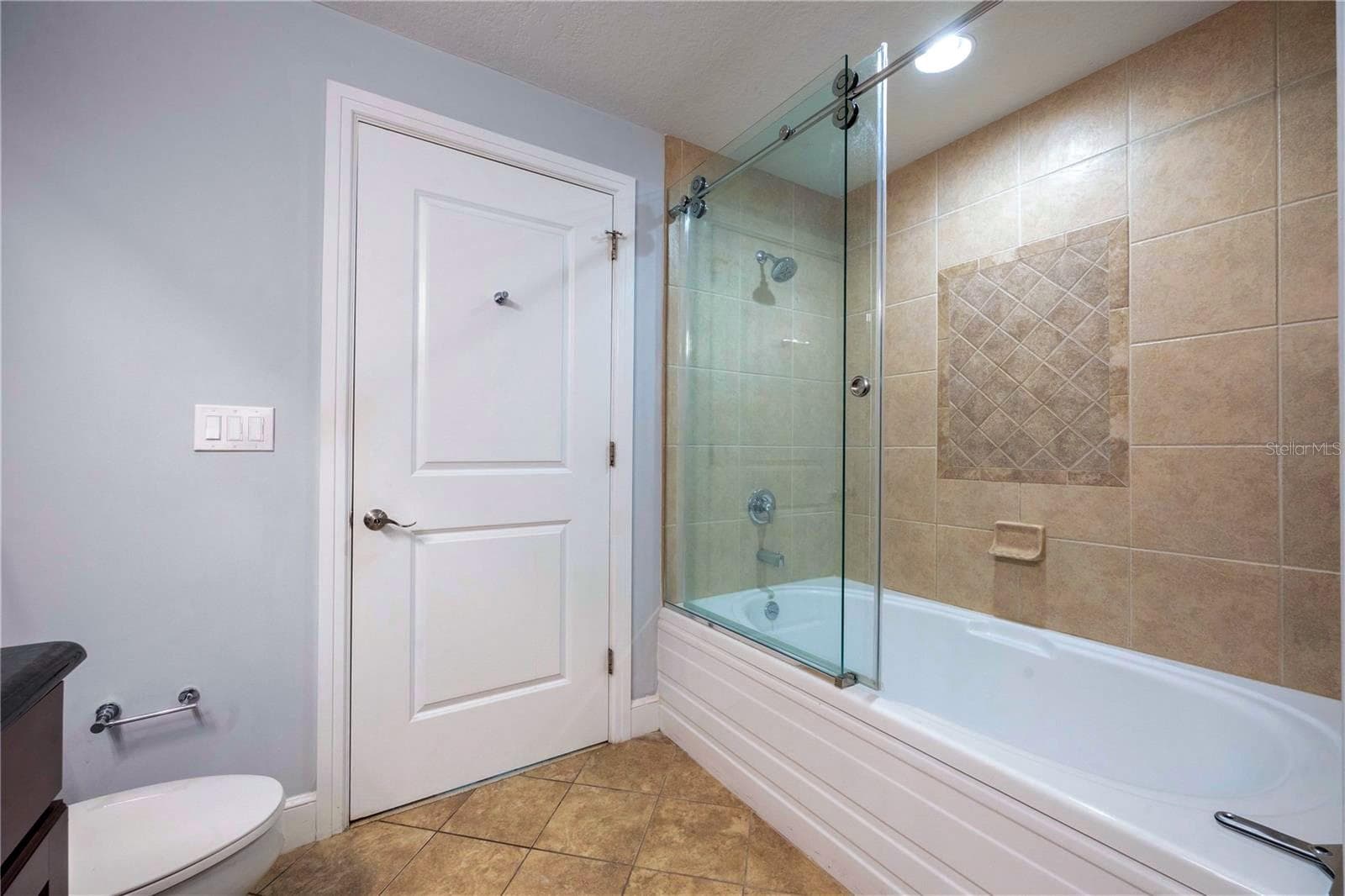 Condominium at 101 S EOLA DR #614, ORLANDO, photo 13 of 45