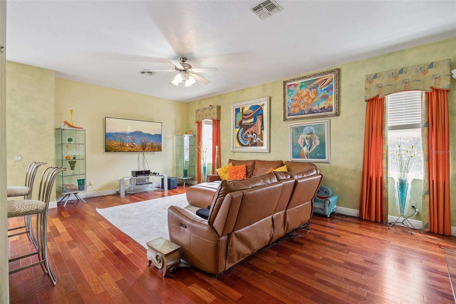 Single Family Residence at 8991 HERITAGE BAY CIR, ORLANDO, photo 10 of 43
