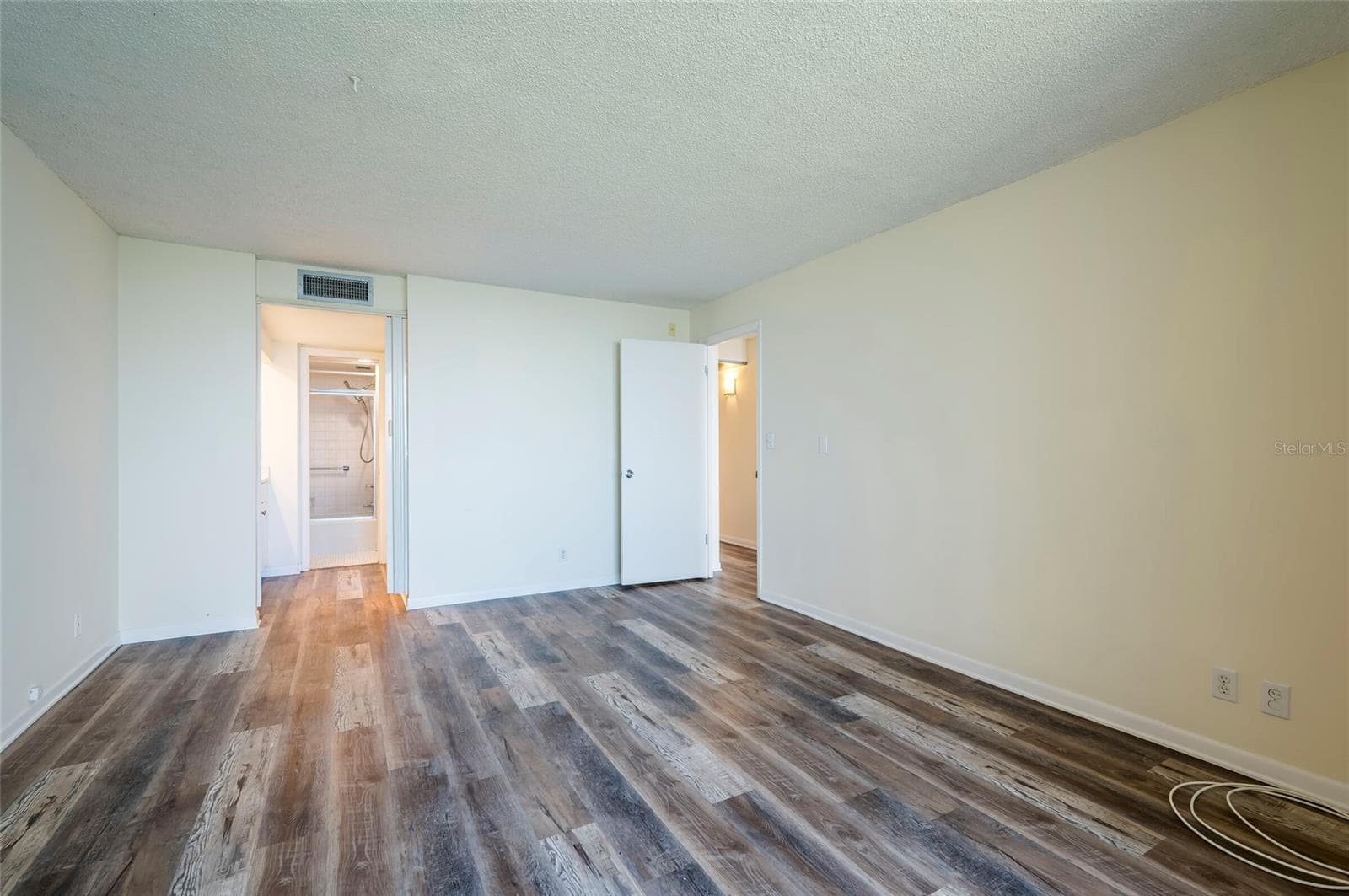Condominium at 2618 COVE CAY DR #702, CLEARWATER, photo 25 of 36