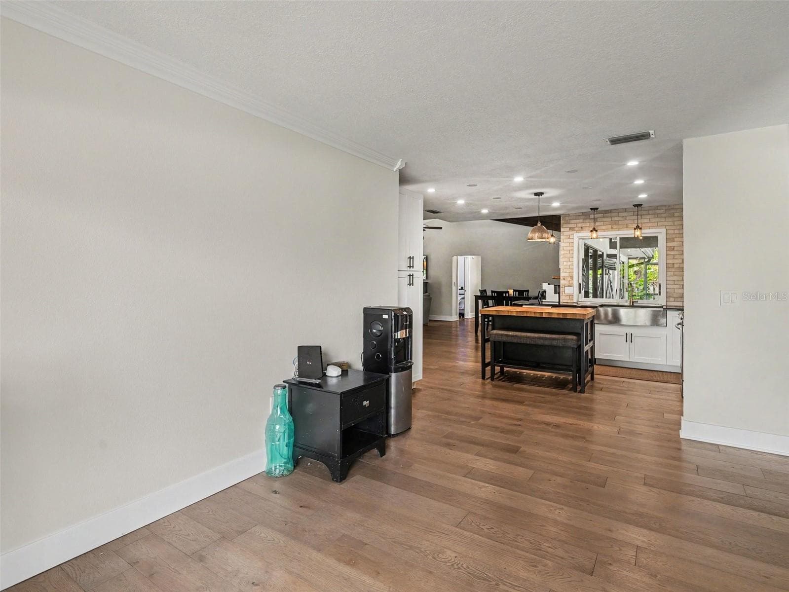 Single Family Residence at 3911 COUNTRY VIEW CIR, SARASOTA, photo 14 of 40