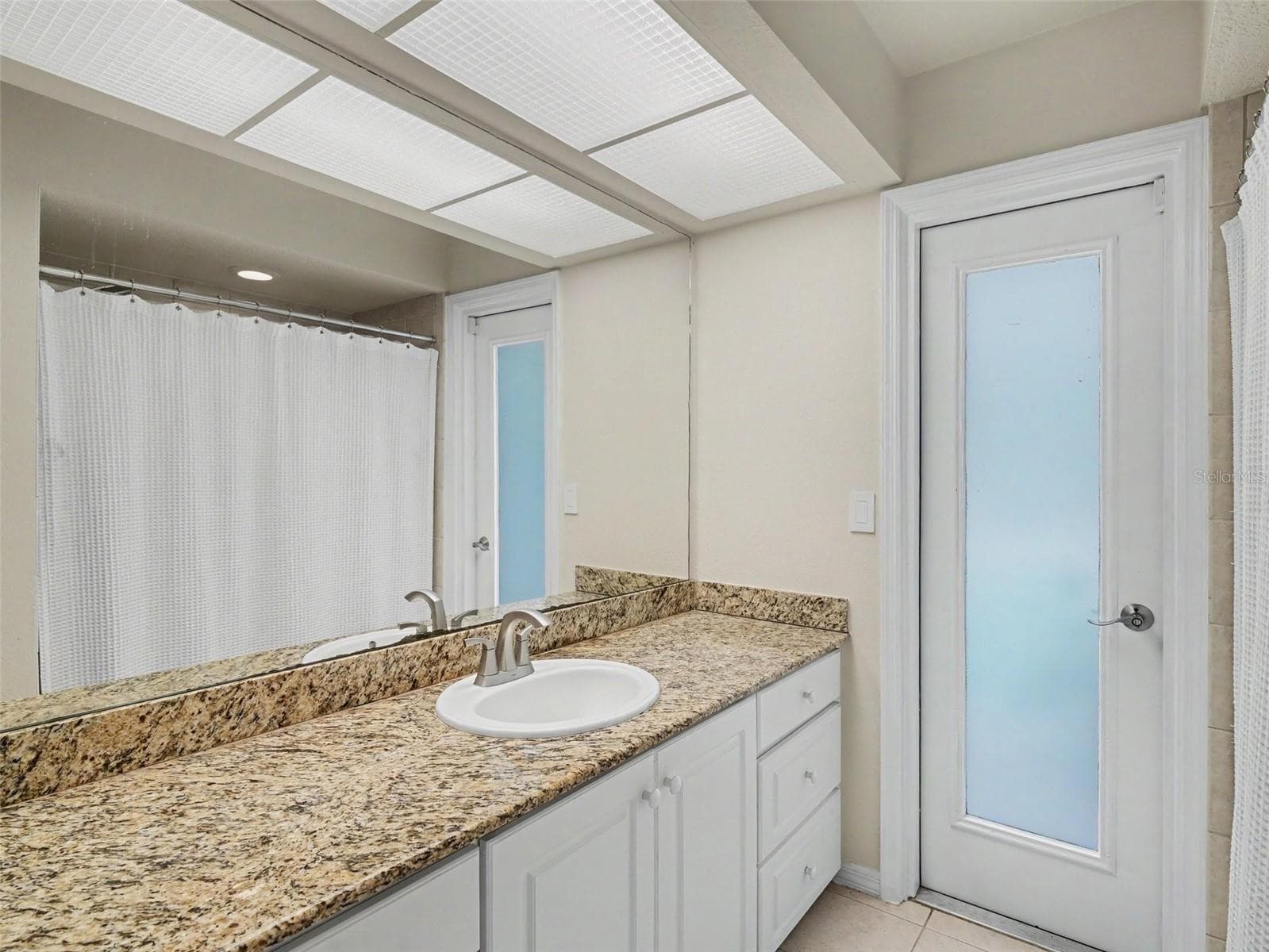 Single Family Residence at 3911 COUNTRY VIEW CIR, SARASOTA, photo 22 of 40