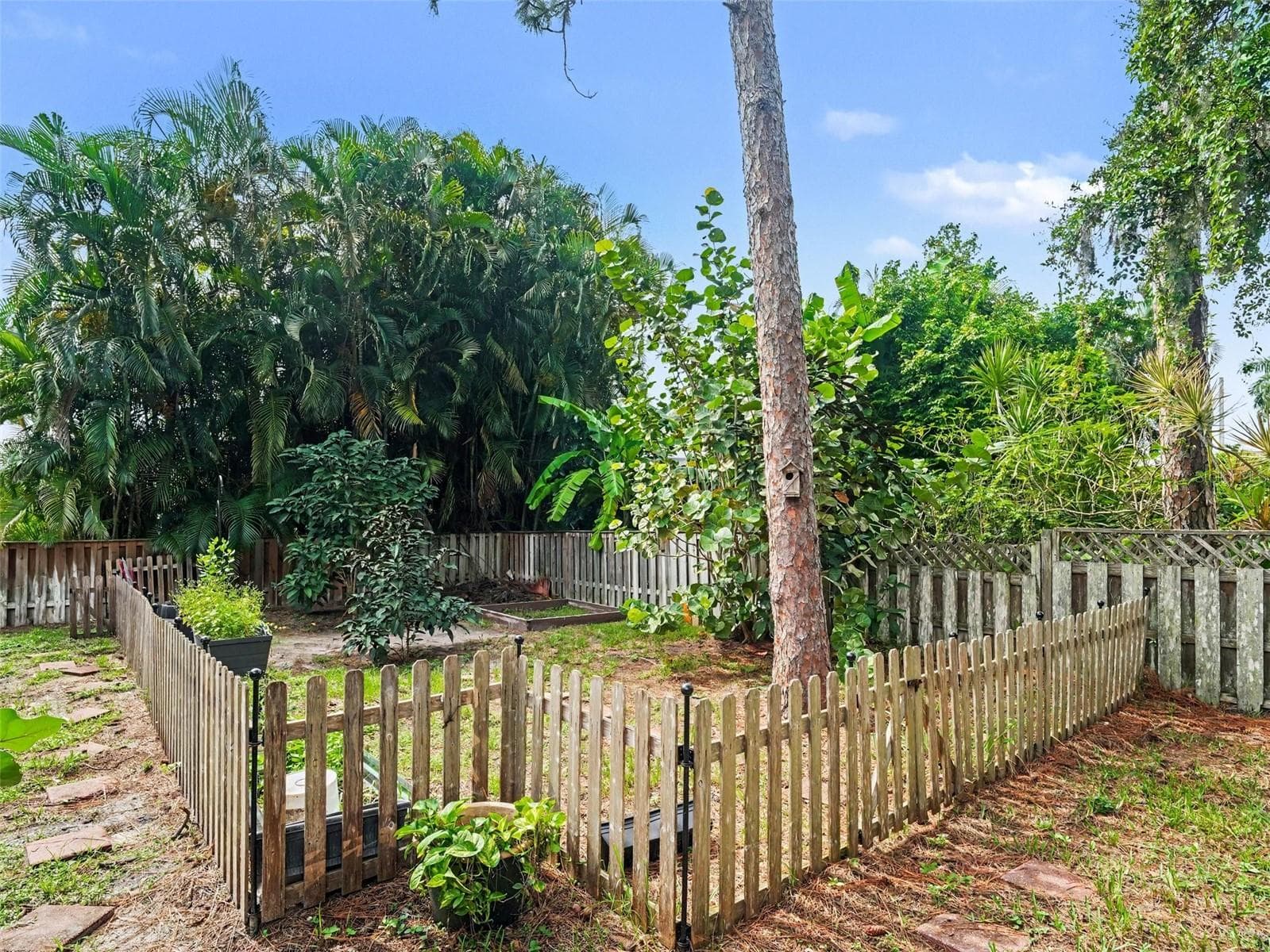 Single Family Residence at 3911 COUNTRY VIEW CIR, SARASOTA, photo 31 of 40