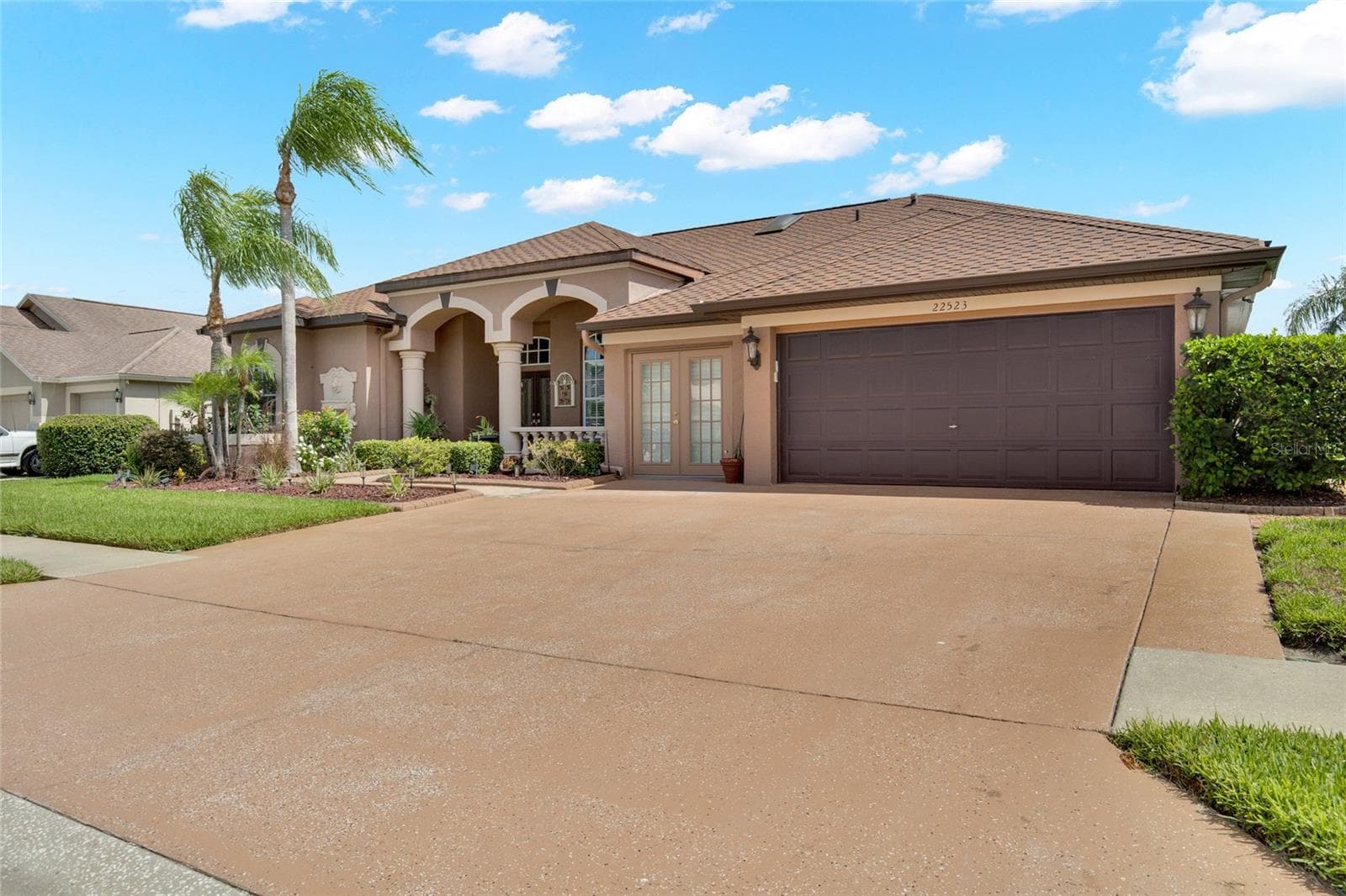 Single Family Residence at 22523 WILLOW LAKES DR, LUTZ, photo 4 of 53