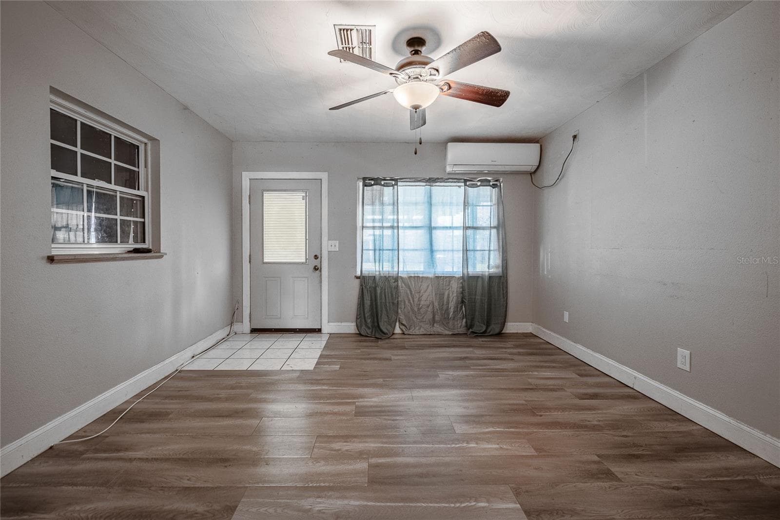 Single Family Residence at 218 MAPLE LN, FORT MEADE, photo 12 of 37