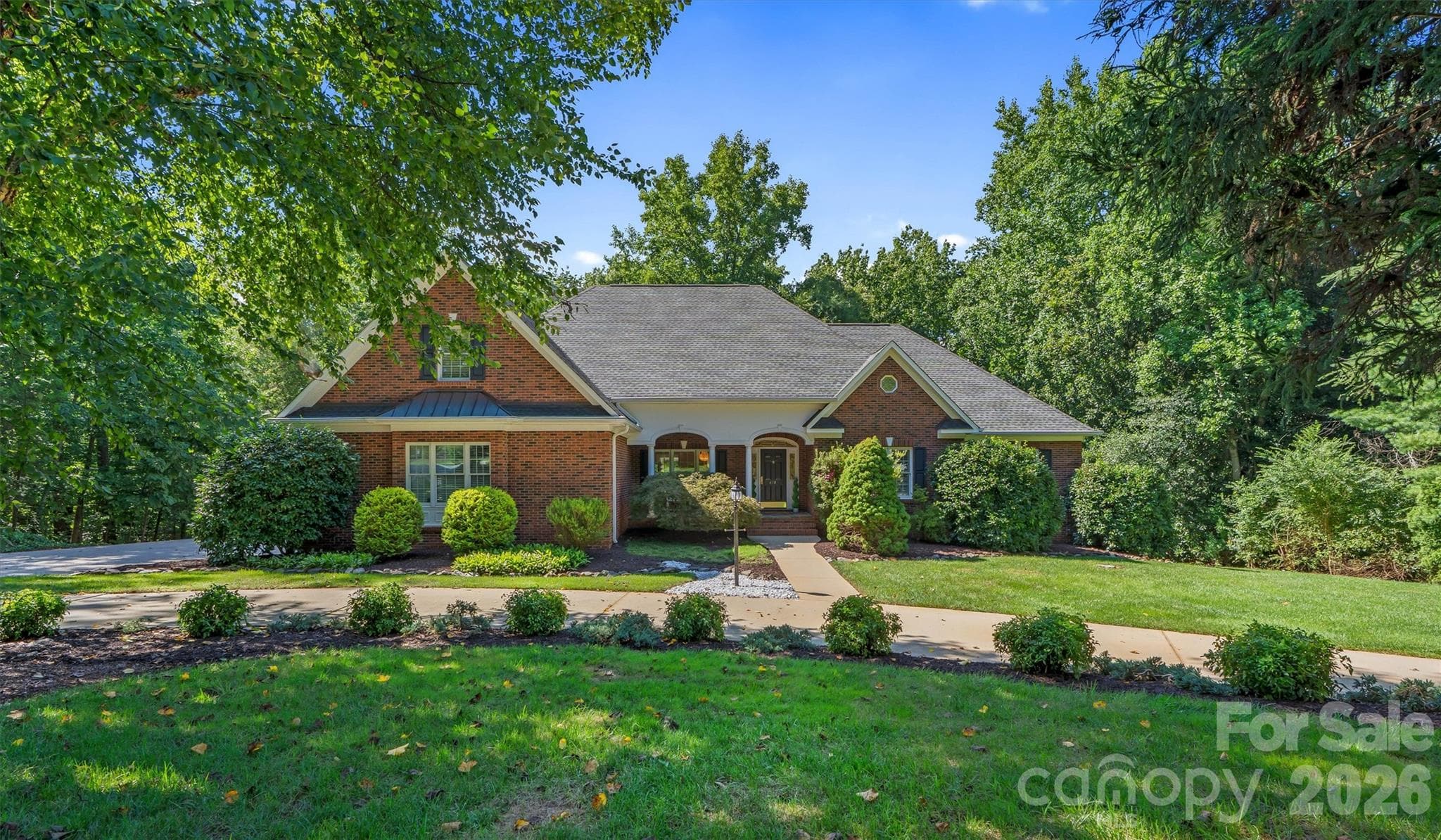 Welcome Home to a beautiful brick ranch with finished basement, perfect for multigenerational living or extra space for recreation - 675 Heather Drive, Lincolnton