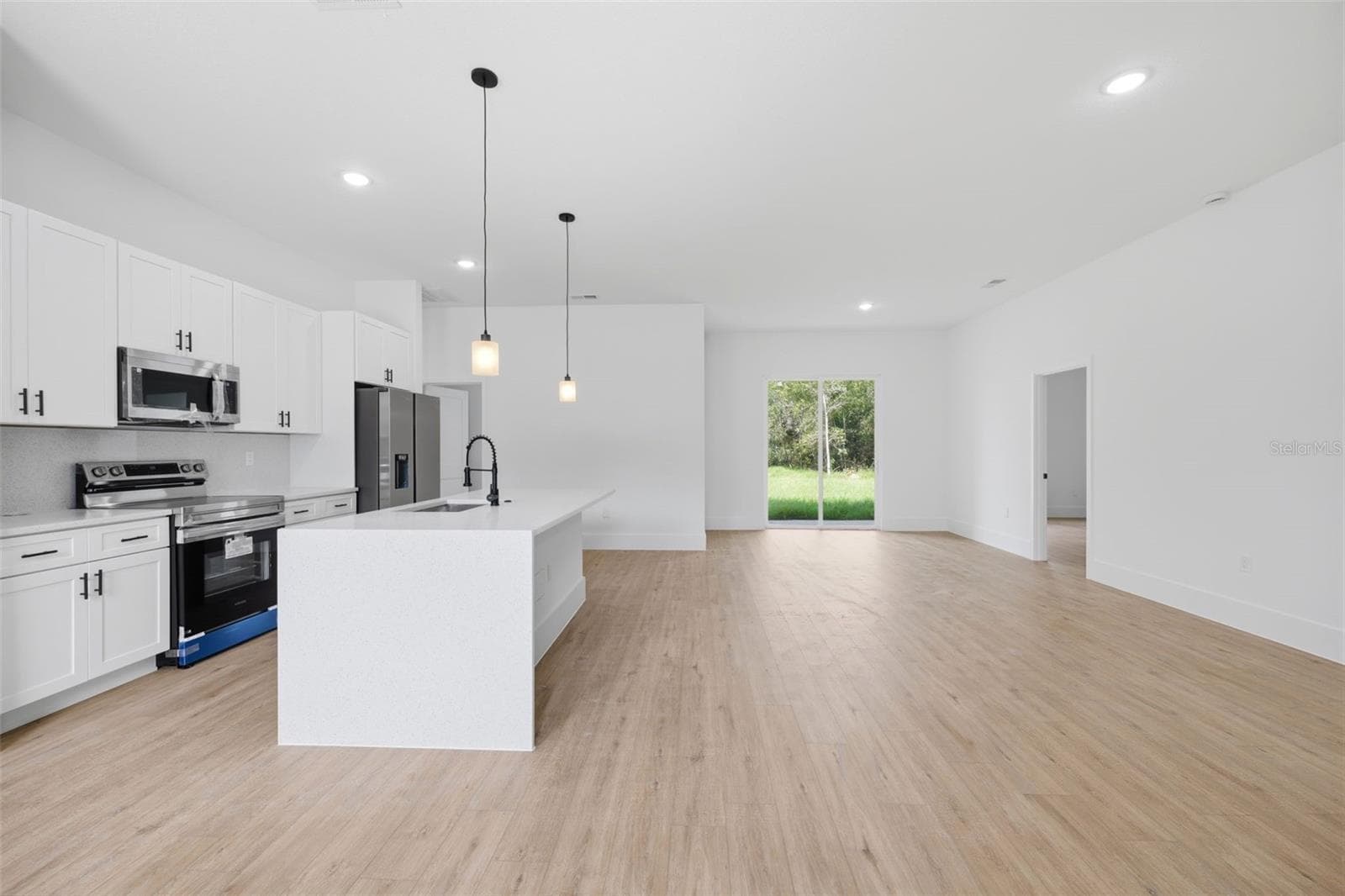 Single Family Residence at 14126 SW 34TH TERRACE RD, OCALA, photo 9 of 37