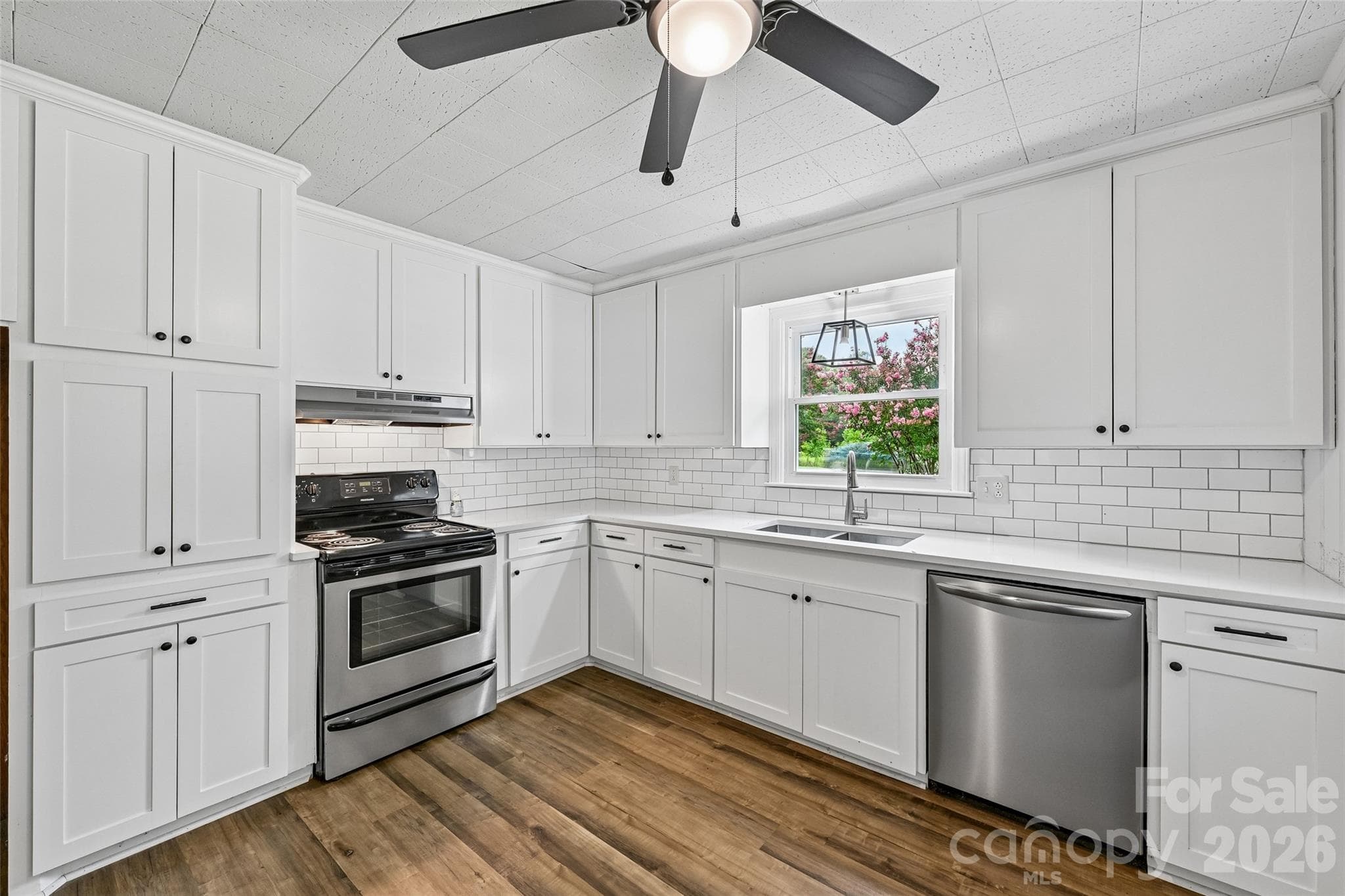 Staged Photo - 1811 S Post Road, Patterson Springs