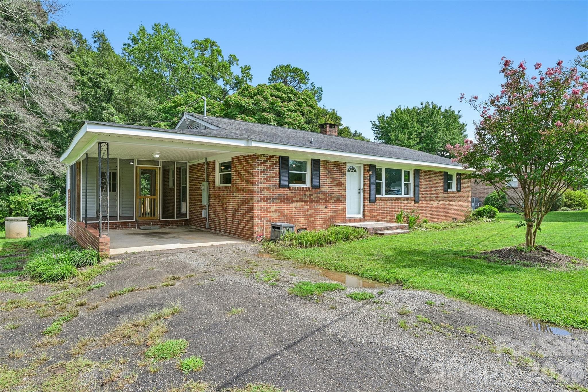 Single Family Residence at 1811 S Post Road, Patterson Springs, photo 8 of 36
