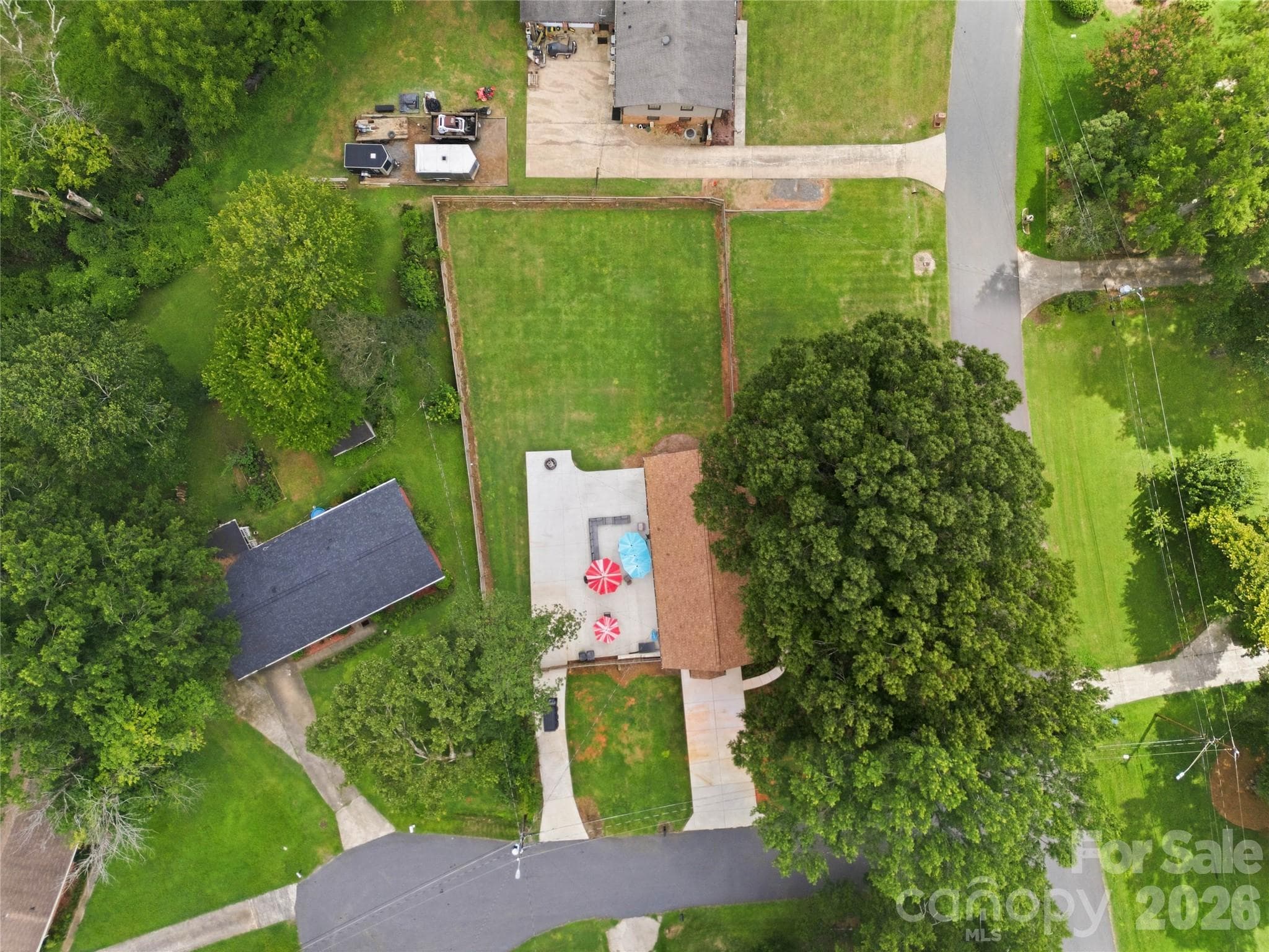 Single Family Residence at 1301 Manchester Lane, Charlotte, photo 6 of 48