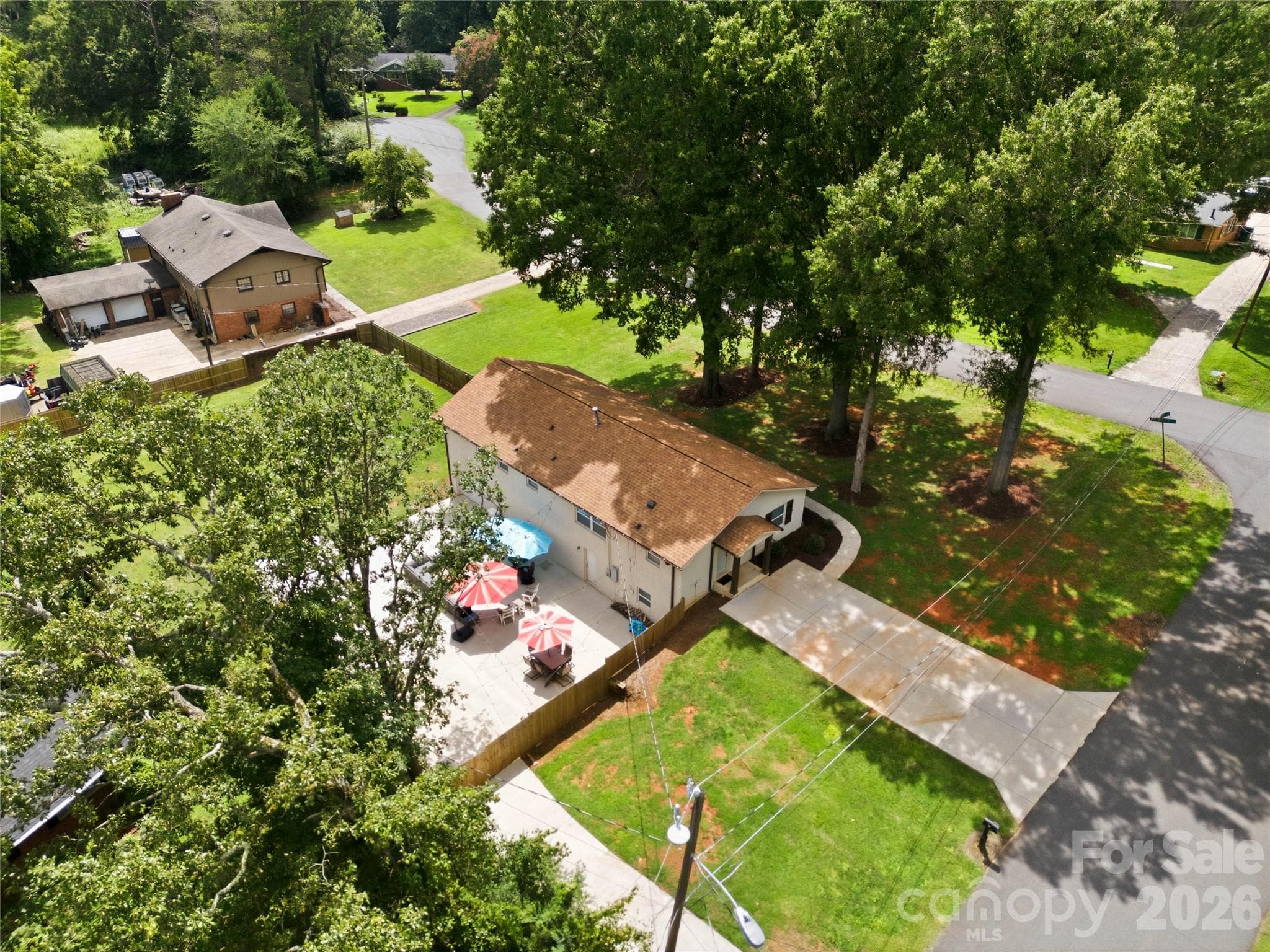 Single Family Residence at 1301 Manchester Lane, Charlotte, photo 7 of 48