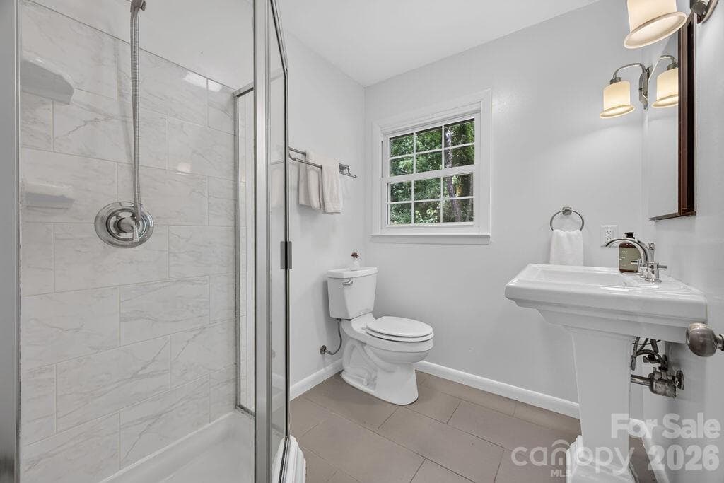 Single Family Residence at 23 Clearbrook Road, Asheville, photo 18 of 33
