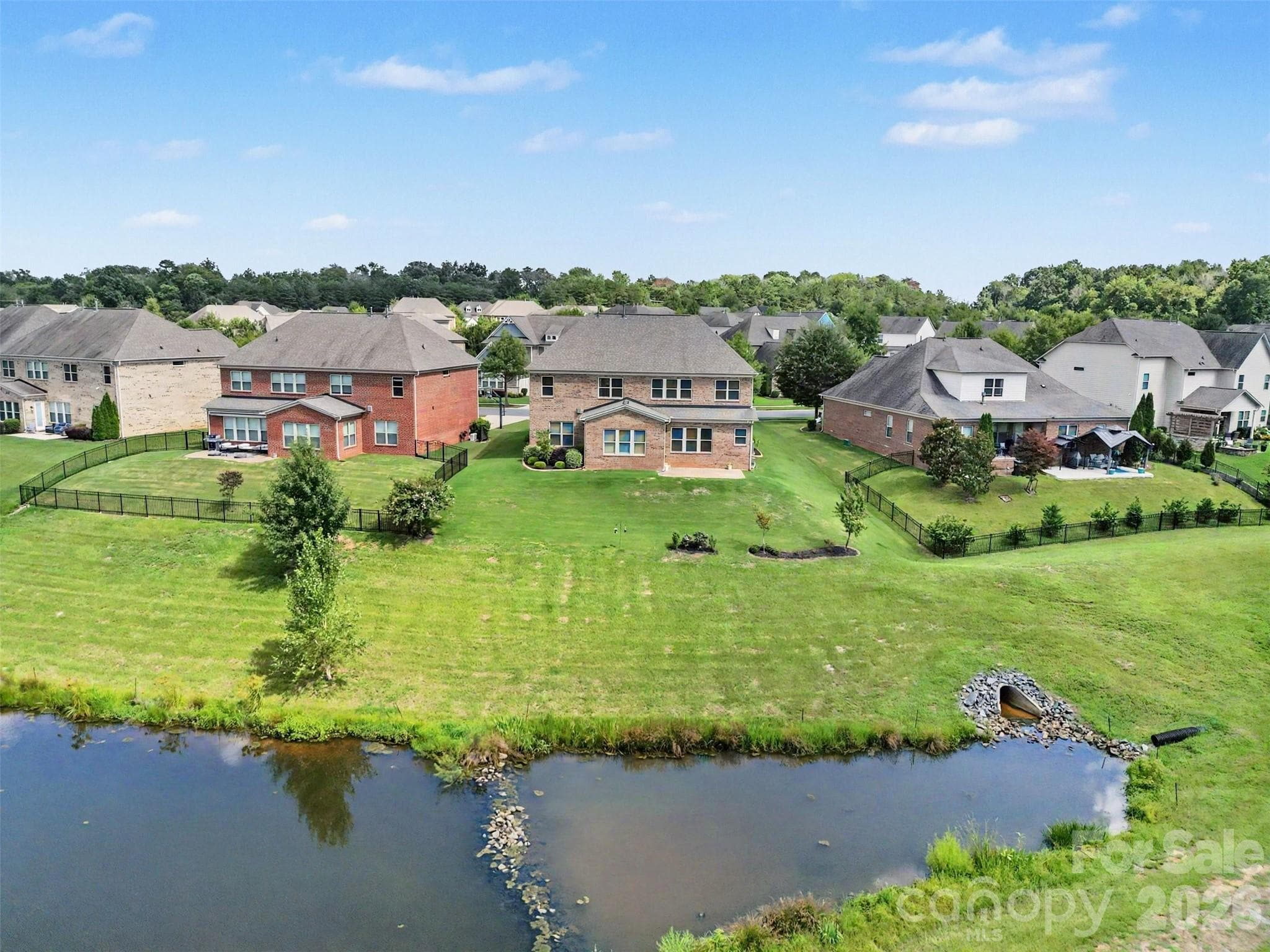 Single Family Residence at 12722 Rusty Blackbird Way, Charlotte, photo 31 of 41
