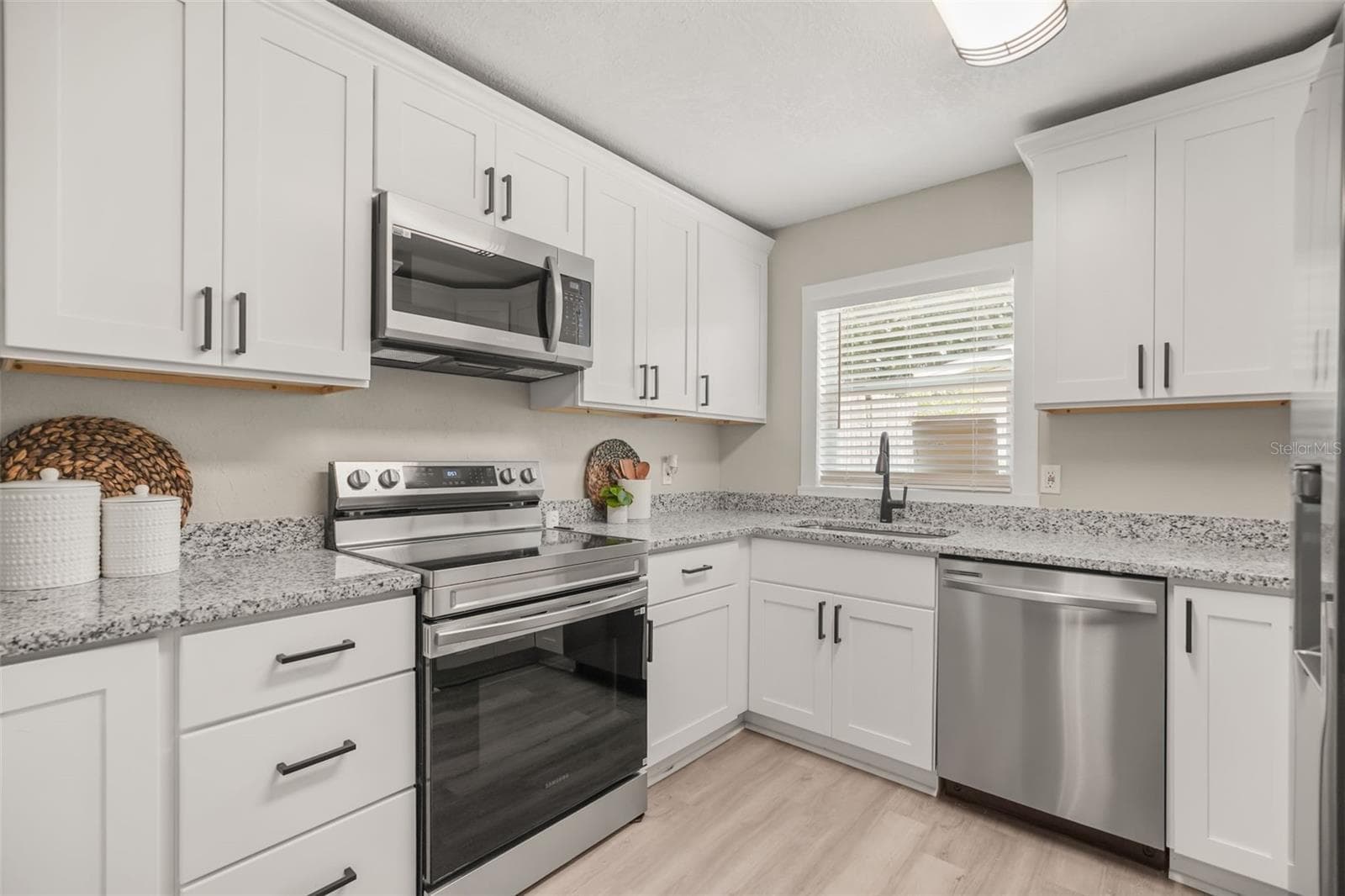 Single Family Residence at 116 HARBOR DR, WINTER HAVEN, photo 13 of 28