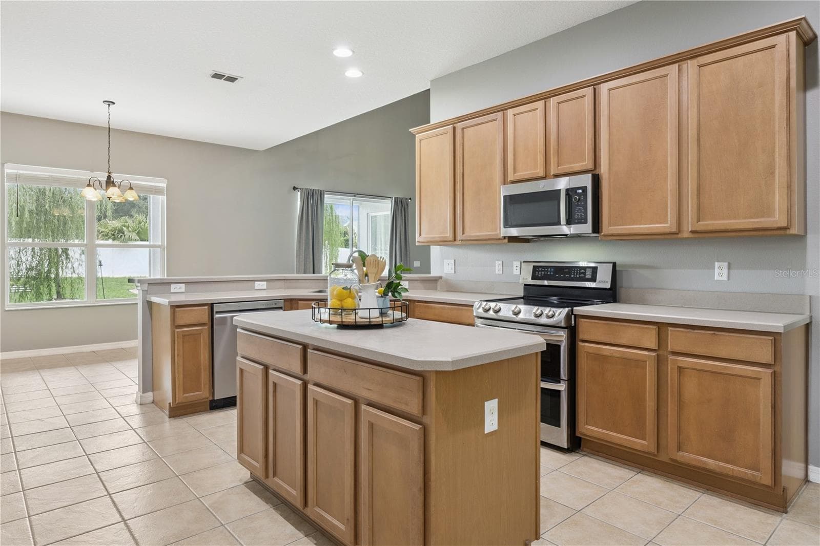 Kitchen - 13527 FOX GLOVE ST, WINTER GARDEN