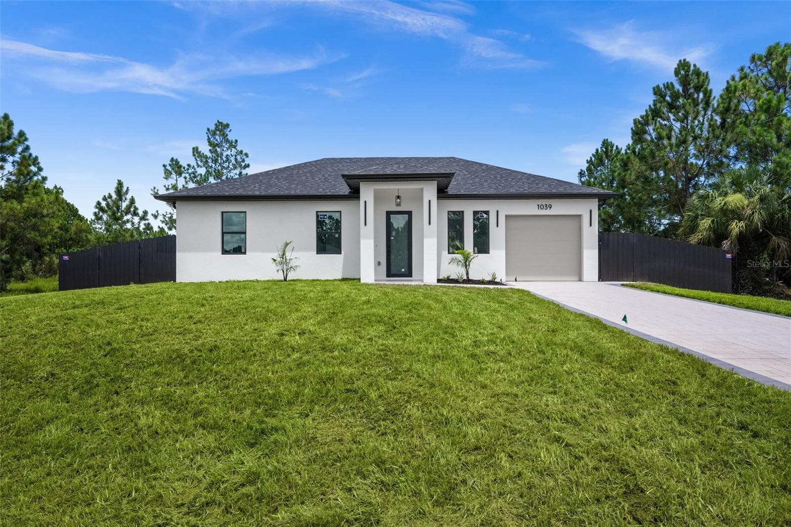 Single Family Residence at 1039 BASSINGER AVE S, LEHIGH ACRES, photo 5 of 42