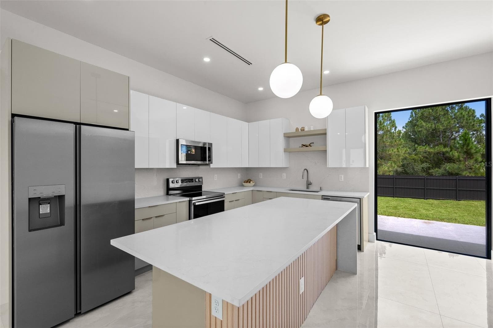 Single Family Residence at 1039 BASSINGER AVE S, LEHIGH ACRES, photo 22 of 42
