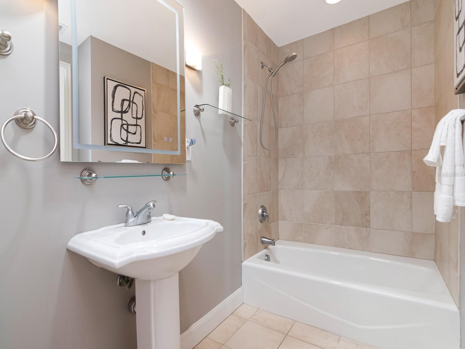 Bathroom #2 - 450 KNIGHTS RUN AVE #1501, TAMPA