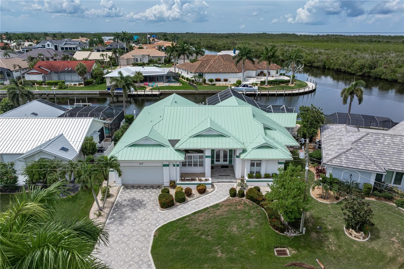2819 DEBORAH DR