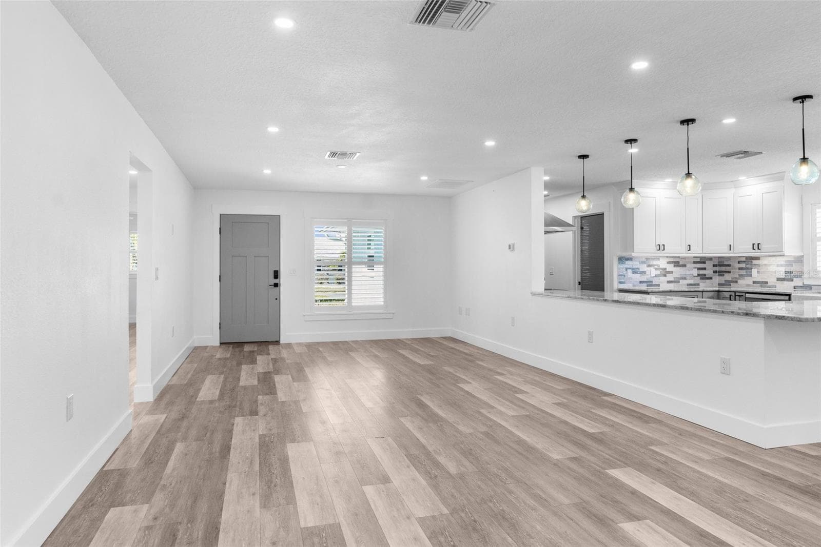 Single Family Residence at 4390 6TH ISLE DR, HERNANDO BEACH, photo 4 of 32