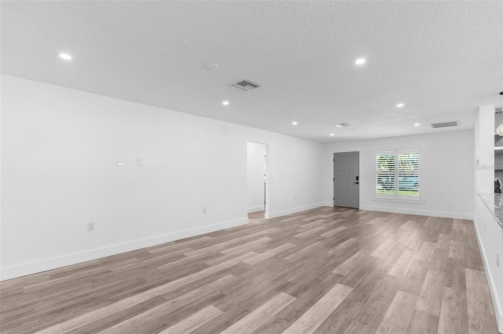 Single Family Residence at 4390 6TH ISLE DR, HERNANDO BEACH, photo 5 of 32