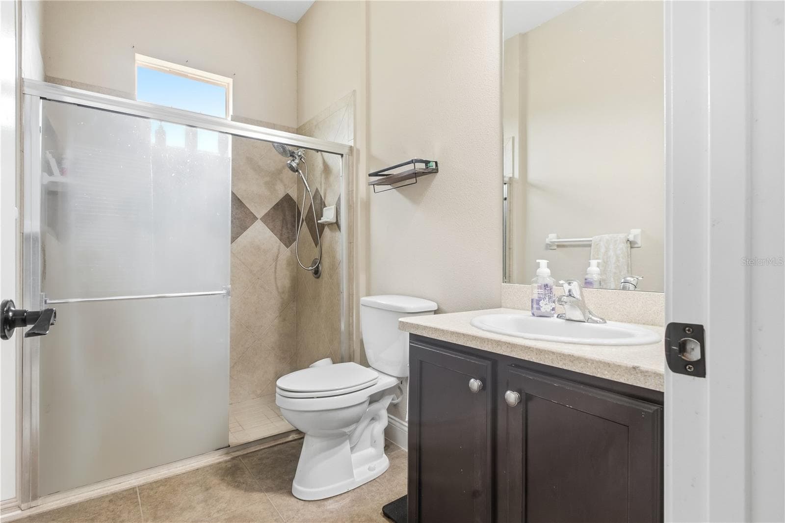 Guest Bath - 3431 DIAMOND FALLS CIR, LAND O LAKES