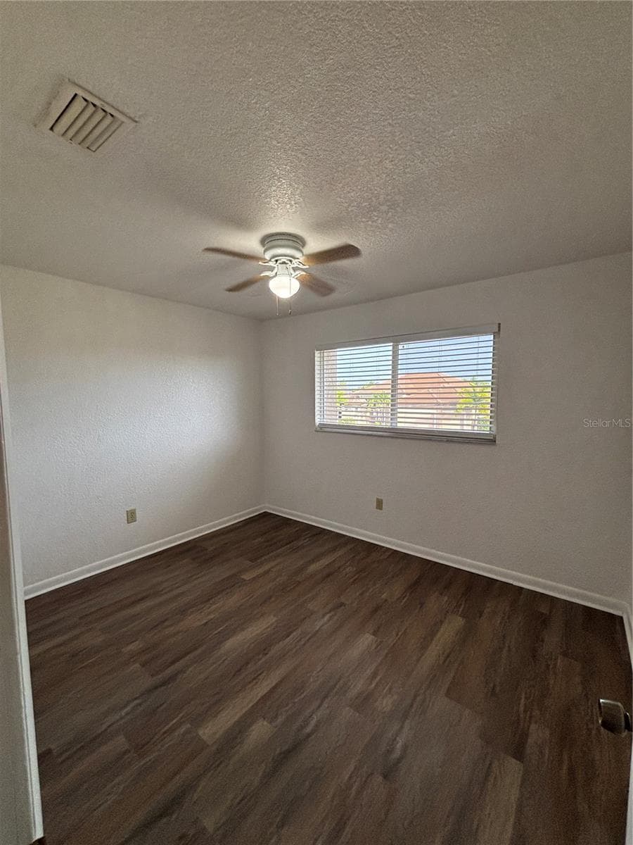 Apartment at 2845 MAGDALINA AVE #4, PUNTA GORDA, photo 6 of 14